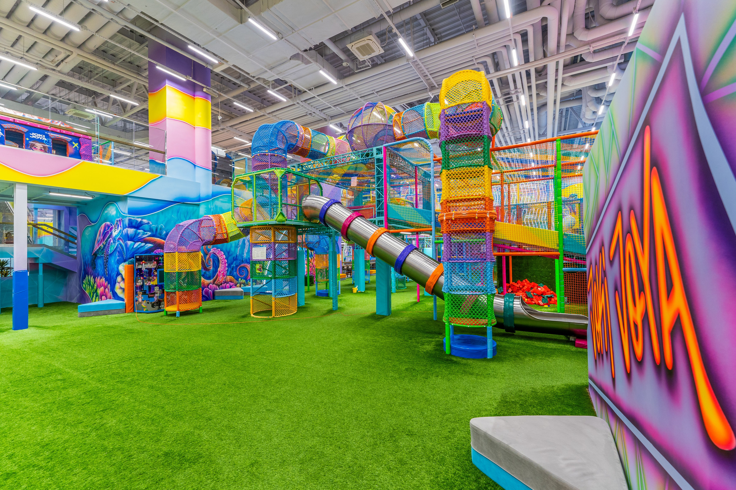 Парк развлечений Joki Joya Лефортово. Интерьерный фотограф Александра Солдатова