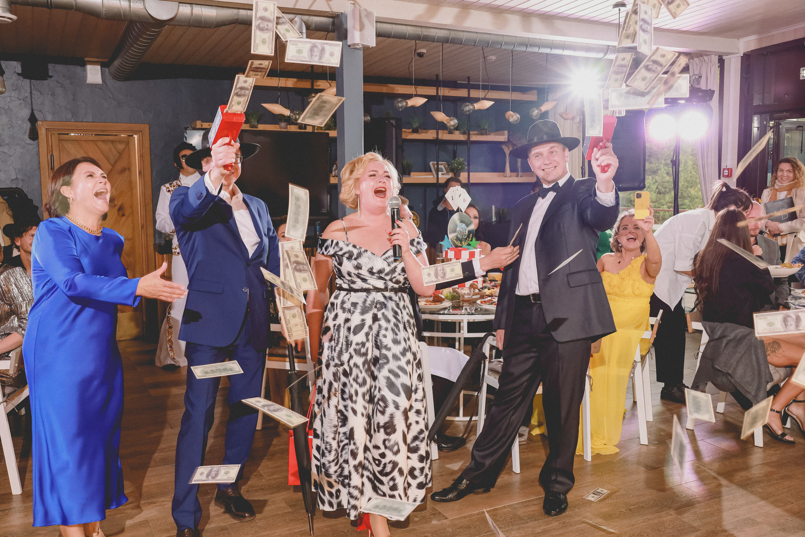 Антон и Софья. Свадебный и семейный фотограф Екатеринбург