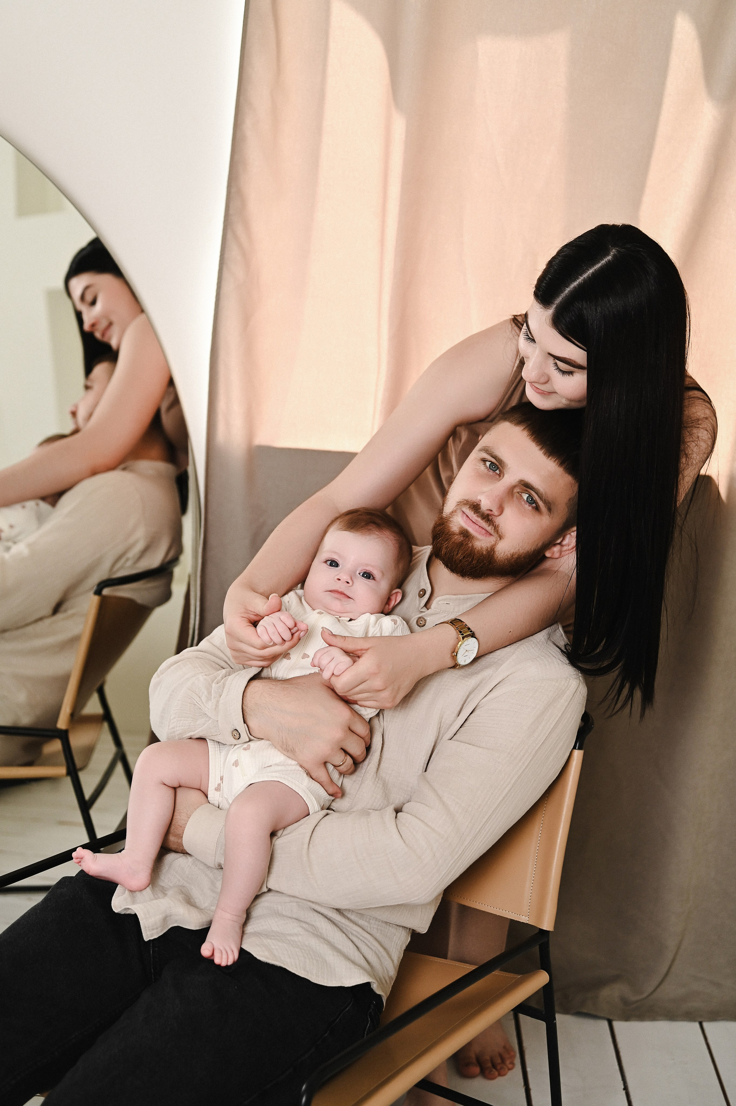 Семейная с маленькой Оливией. Фотограф Ярута Оксана / Ростов-на-Дону