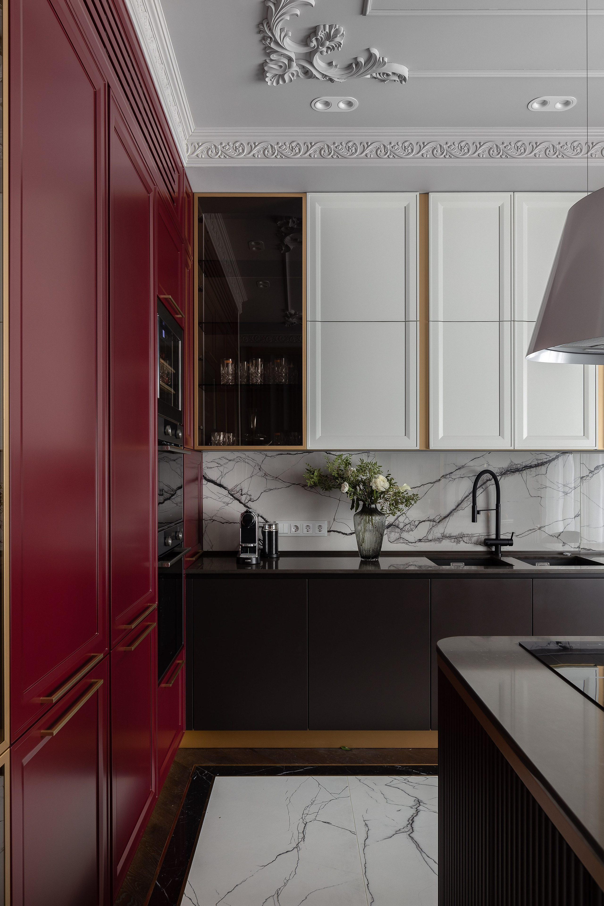 Яркая квартира. Совместная работа с интерьерным стилистом. Интерьерный фотограф в Москве