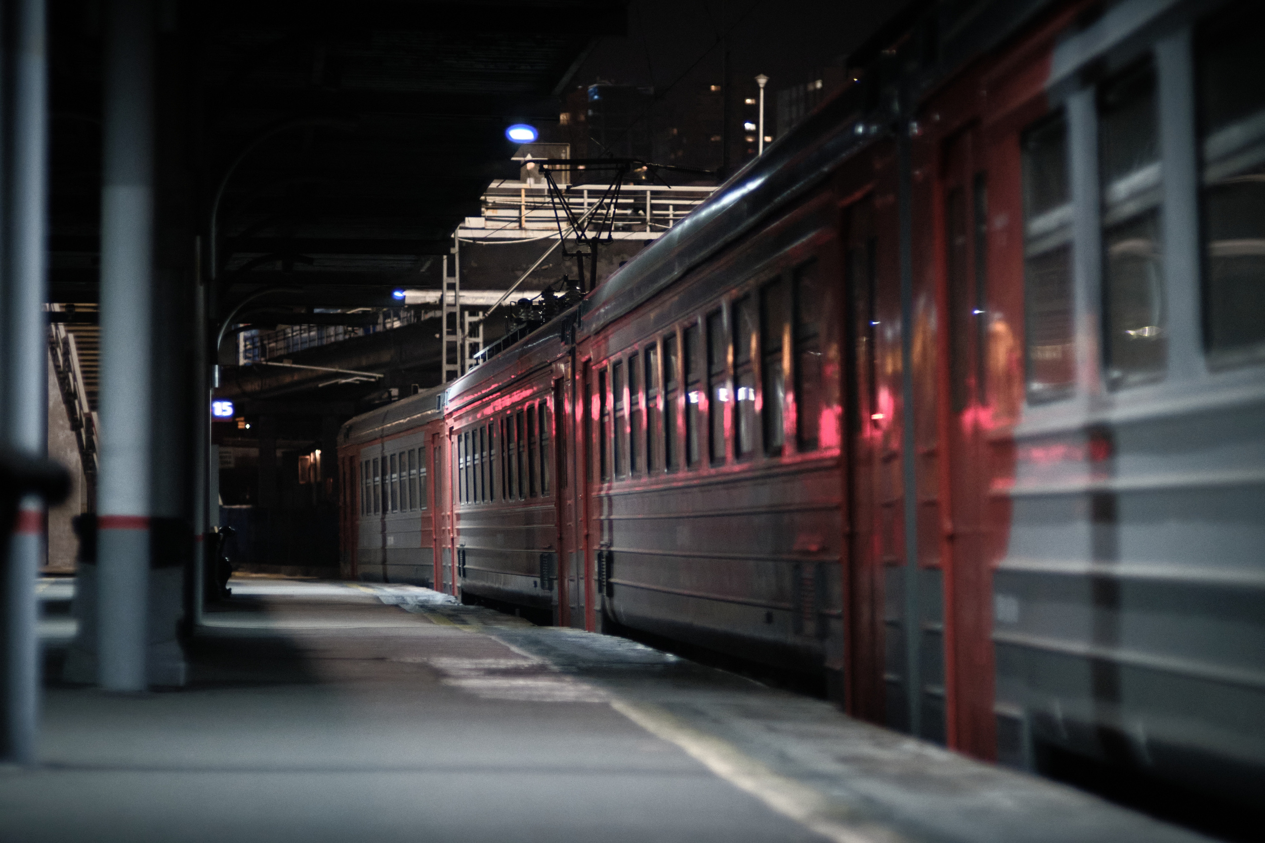 Железная дорога. Фотограф портретный архитектурный лавстори будуар Санкт-Петербург Виктор Иванов