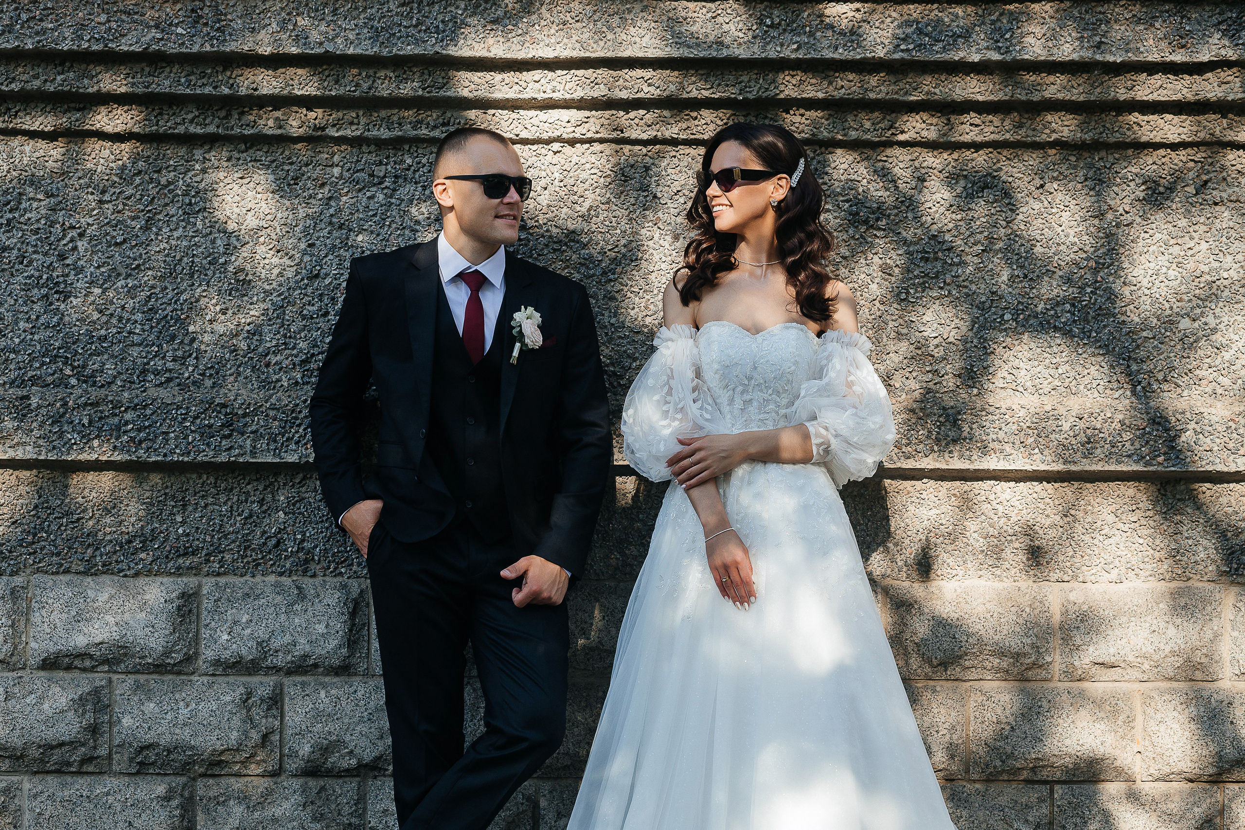 Волшебное утро невесты в номере отеля. Олег Сверчков | Свадебный фотограф Вологда