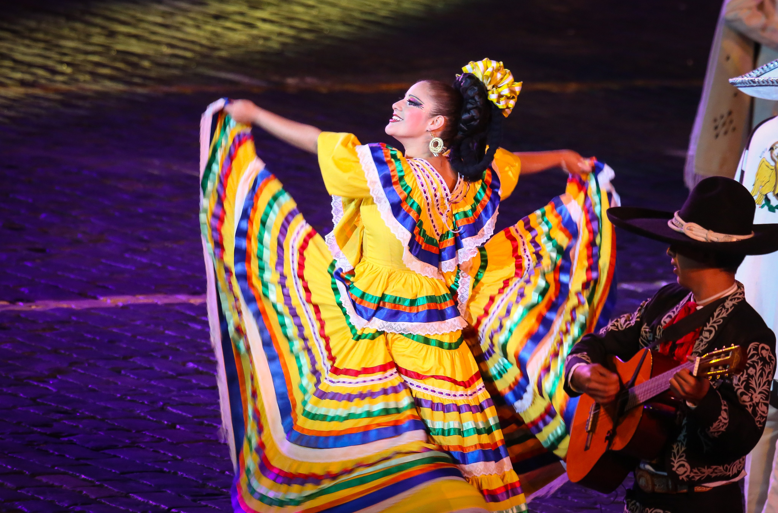 Фестиваль «Спасская башня» — 2014. Дарья Письменюк / Darya Leitstern — фотограф, музыкант, журналист, путешественник