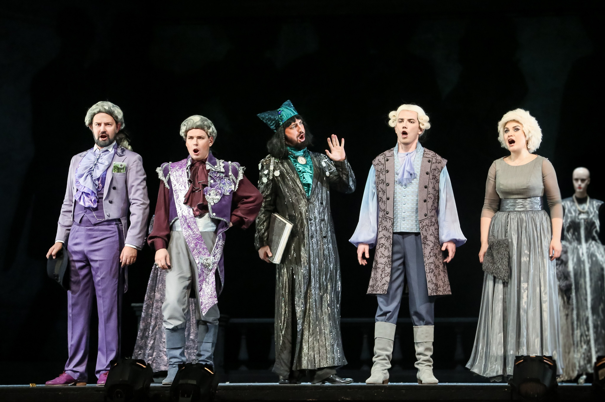 Дон Маньифико в «Золушке» Россини — Новая опера. Дарья Письменюк / Darya Leitstern — фотограф, музыкант, журналист, путешественник