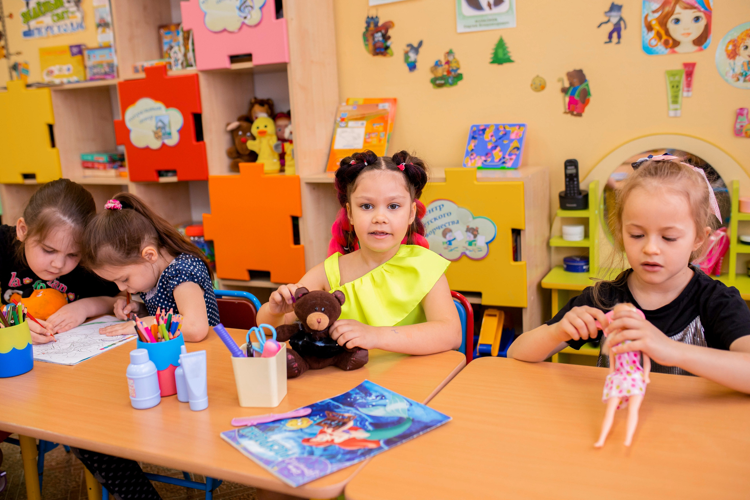 Выпускница Милена с группой. Семейный и детский фотограф город Тында Дарья