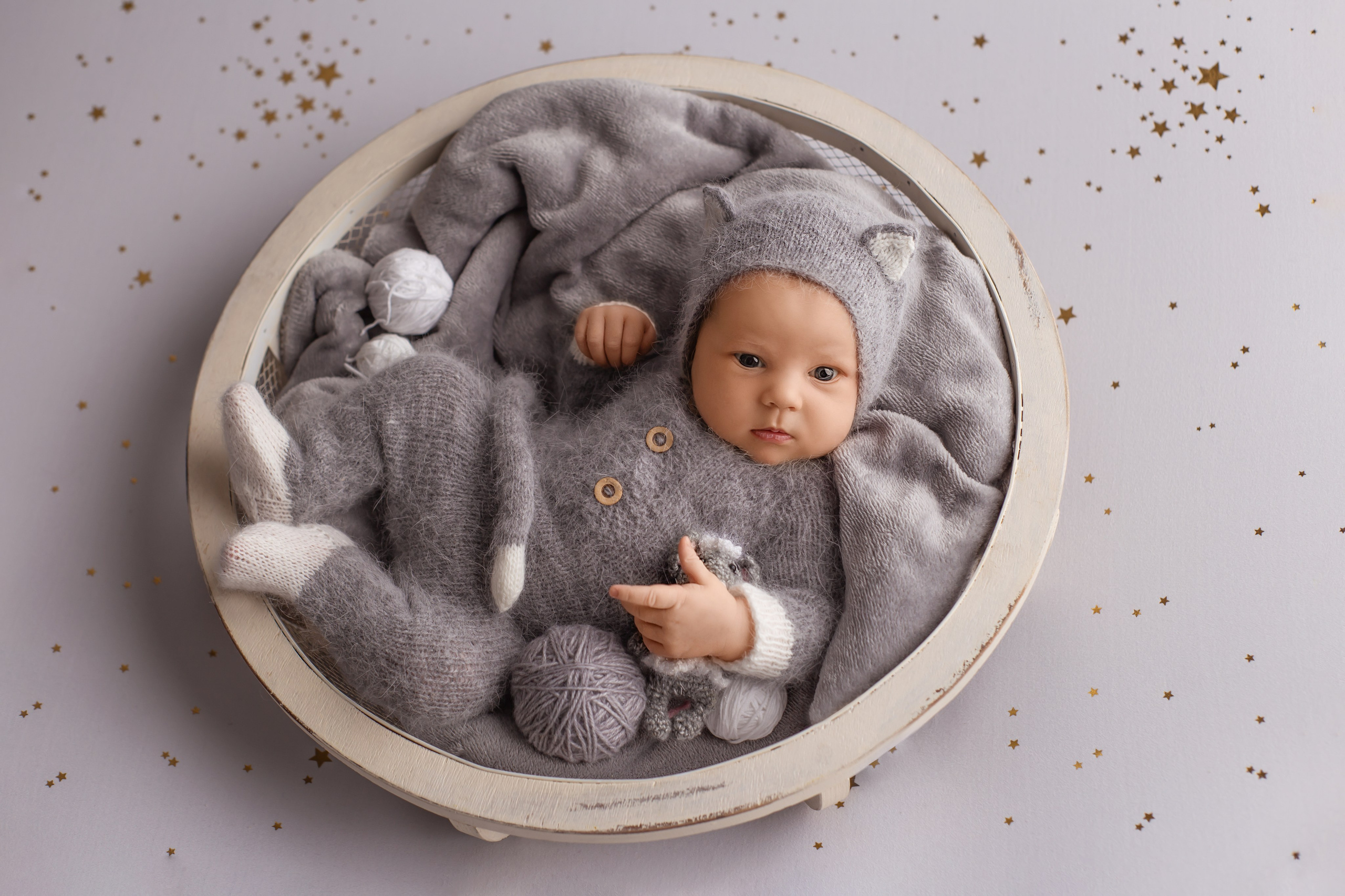 Новорождённые. Оля Март. Фотограф новорождённых город Лида. Фотограф на годик в Лиде