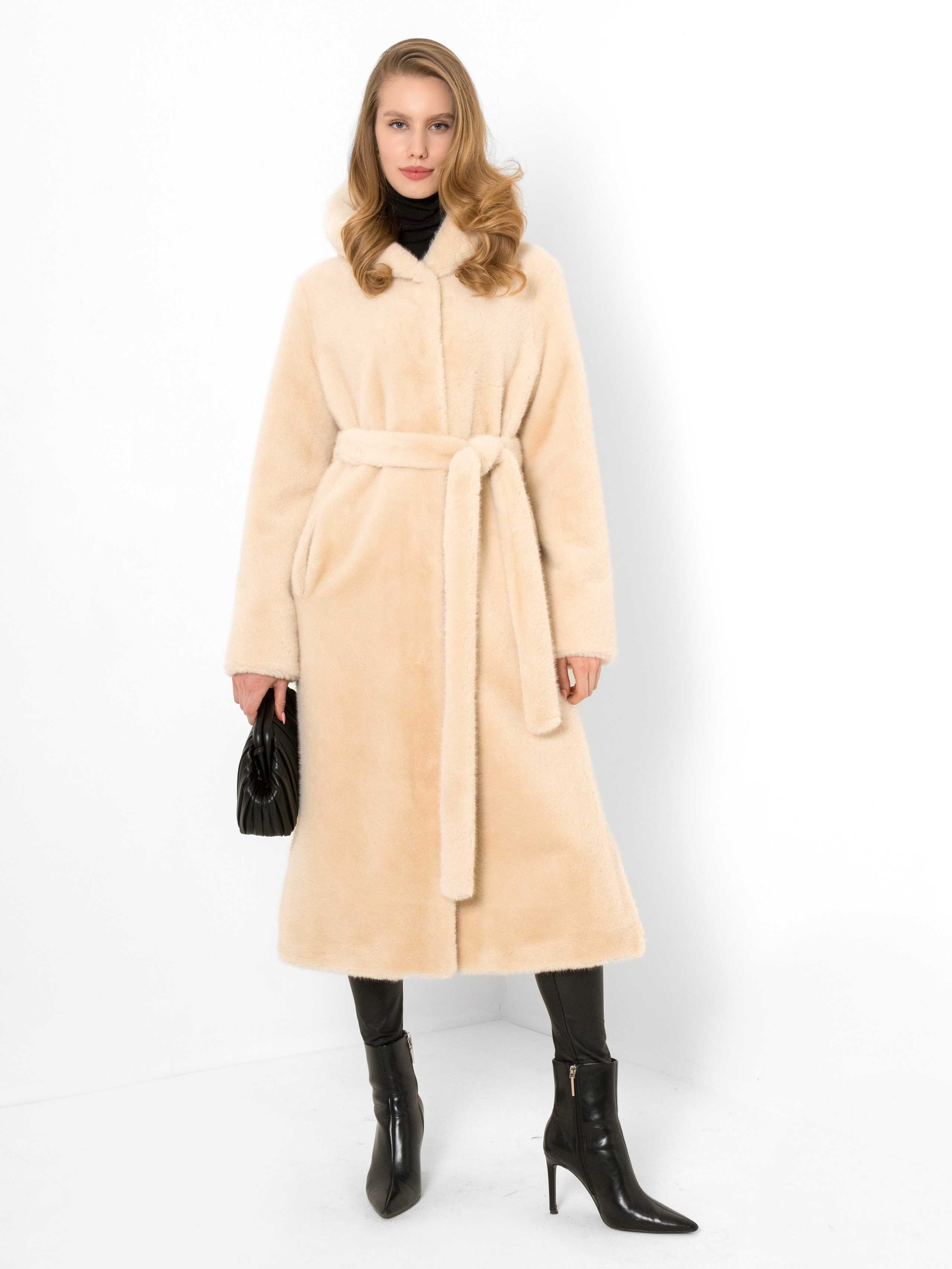 Тариф «Base». ФОТО для МАРКЕТПЛЕЙСОВ