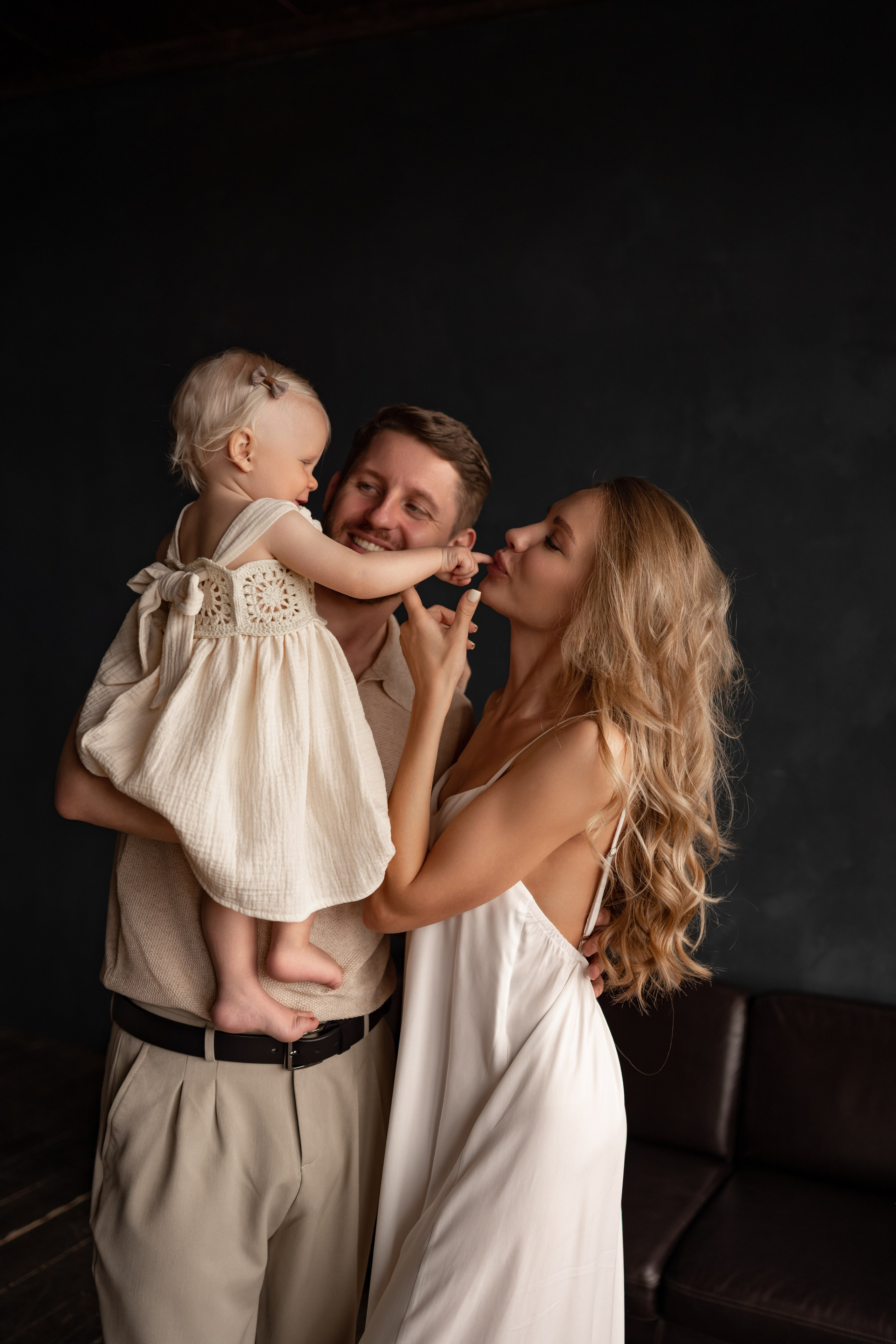 Альбина и Ева. Дьяконова Валерия семейный и детский фотограф в Санкт-Петербурге