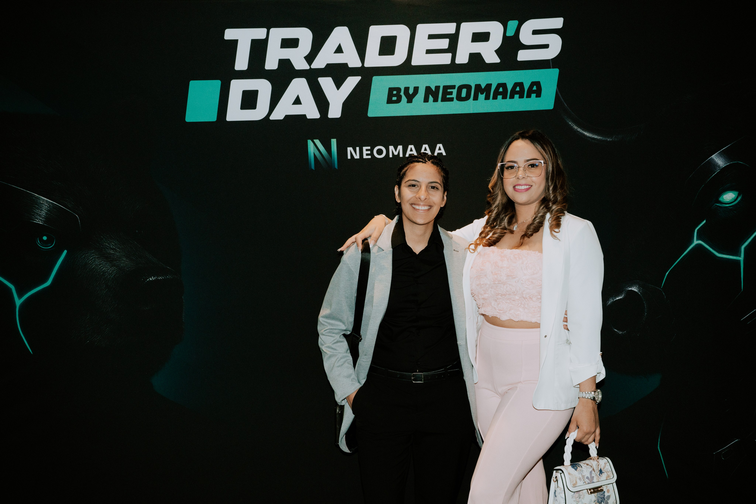 TRADERS DAY By NeomAAA Bogota. NeomAAA Funds Gallery