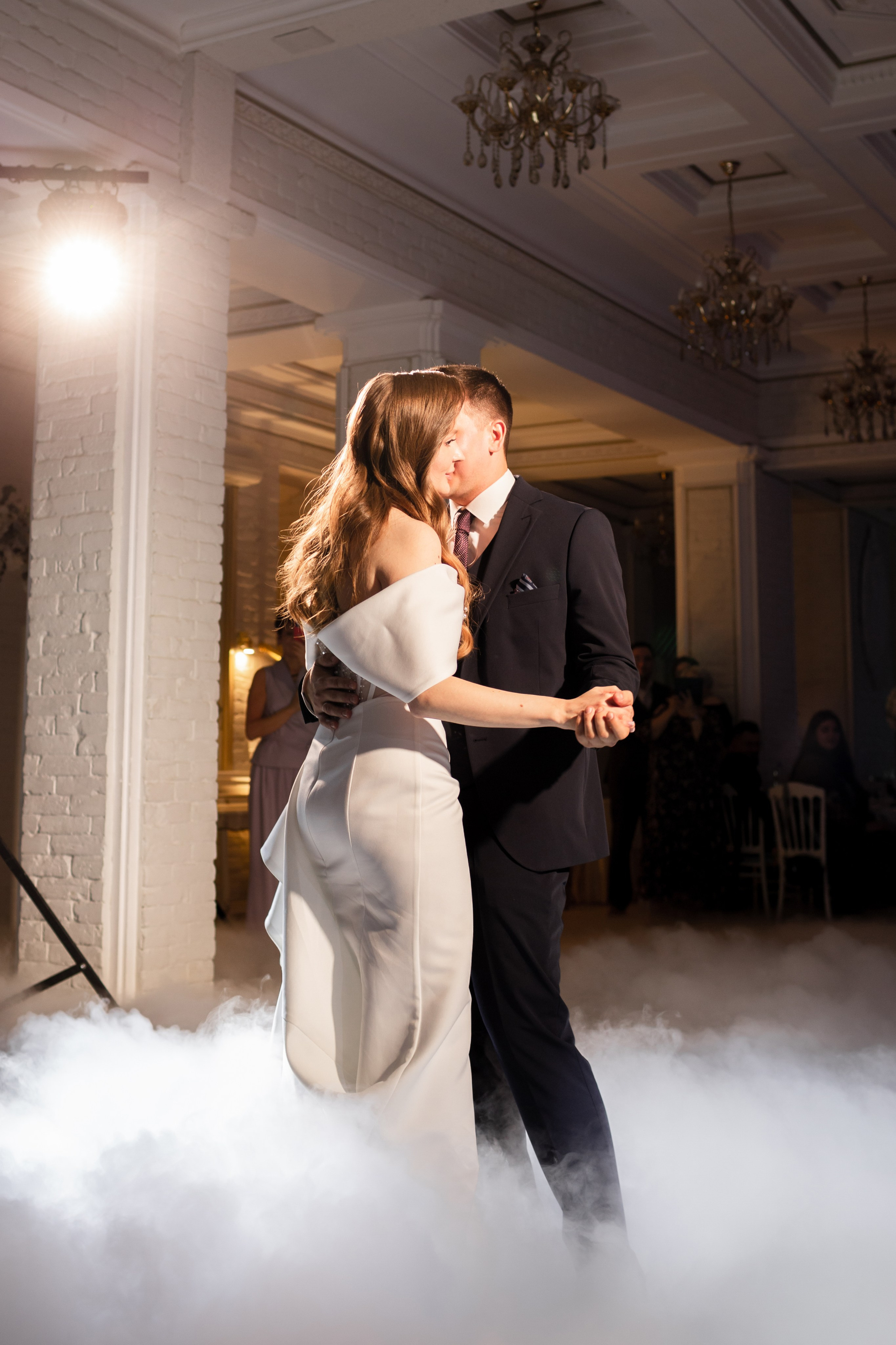 Свадьба в Петербурге в сентябре. Свадебный фотограф Кирилл Белый