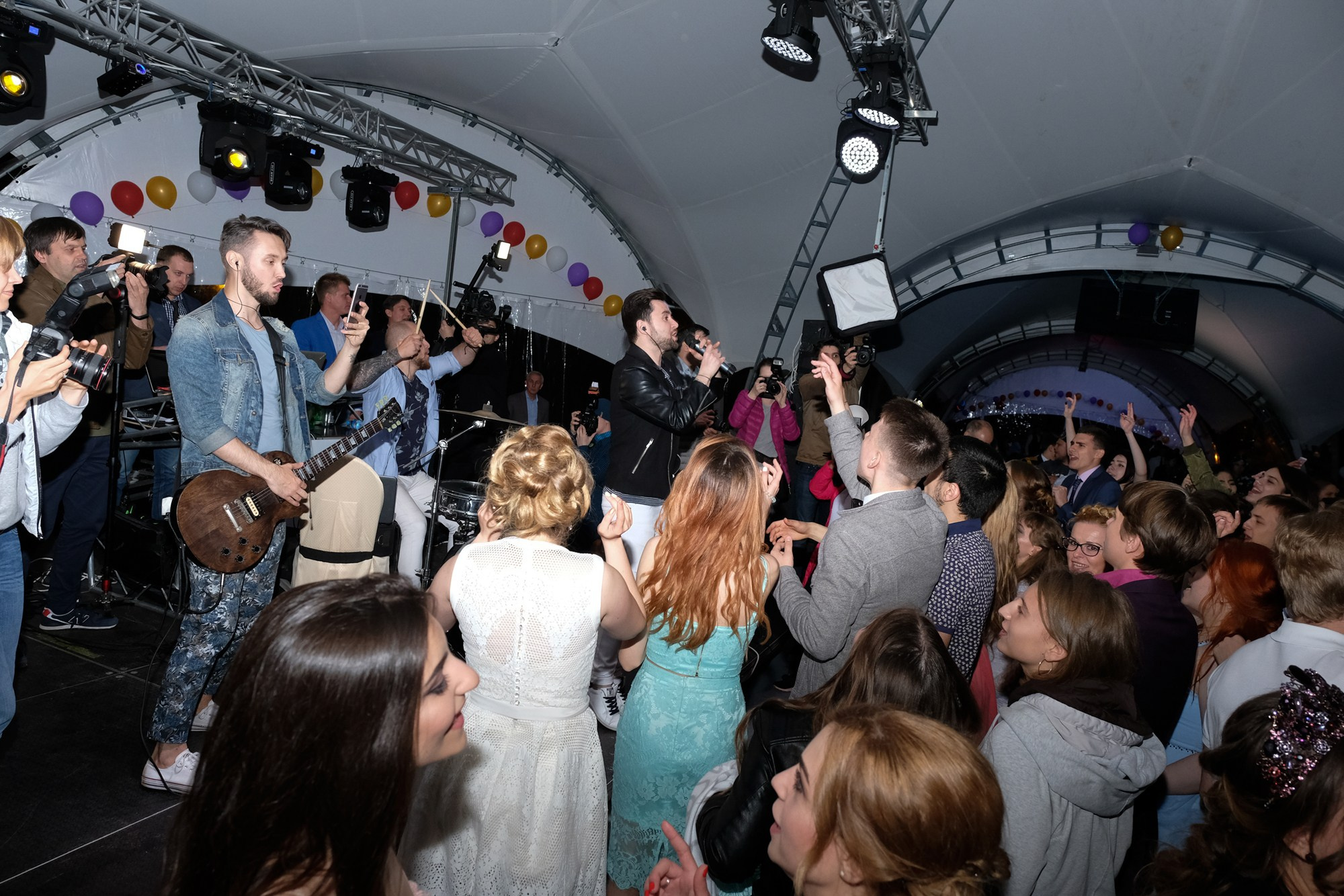 Выпускной альбом. Фото и видеосъемка