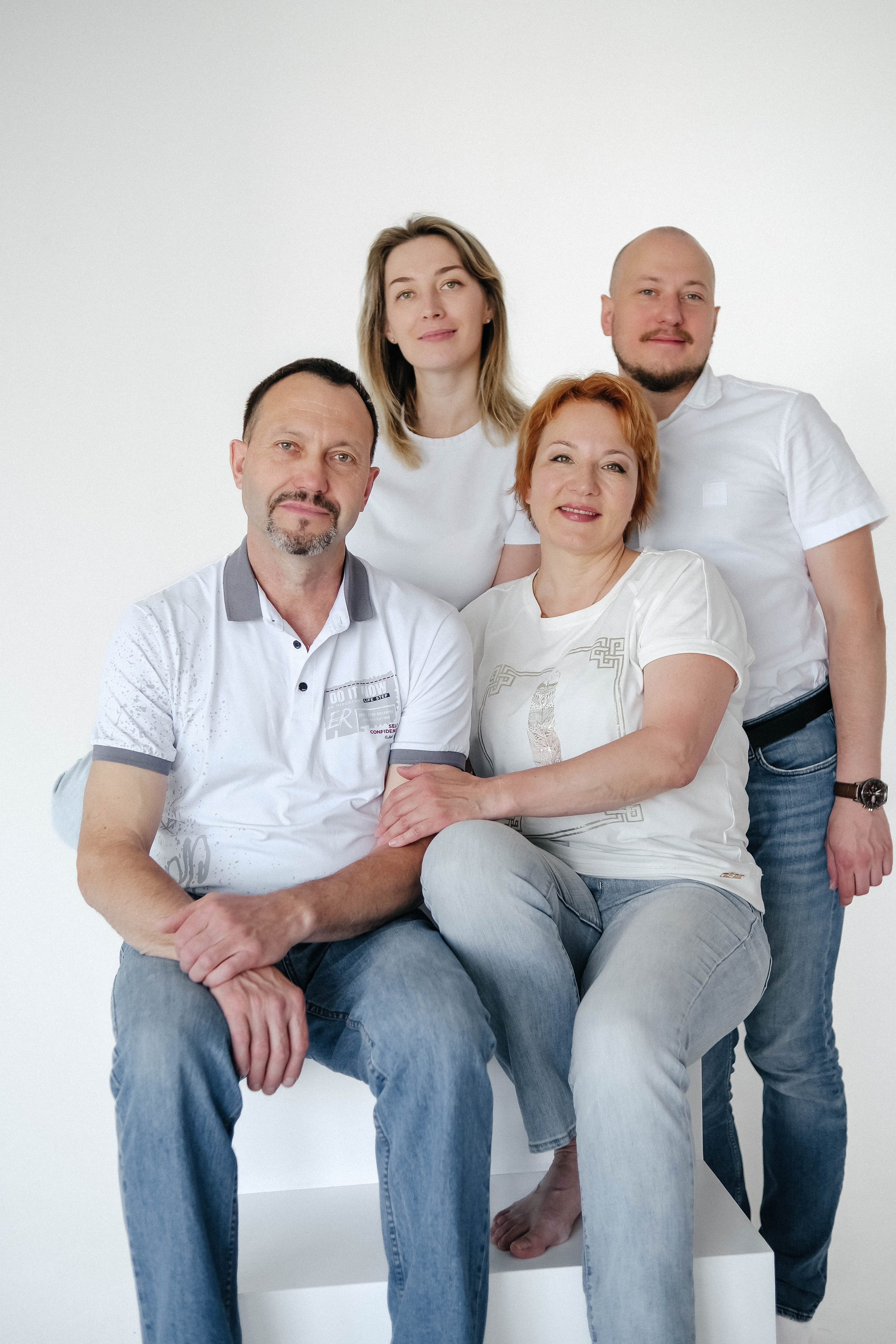 Большая семейная фотосессия из 8 человек. Главная