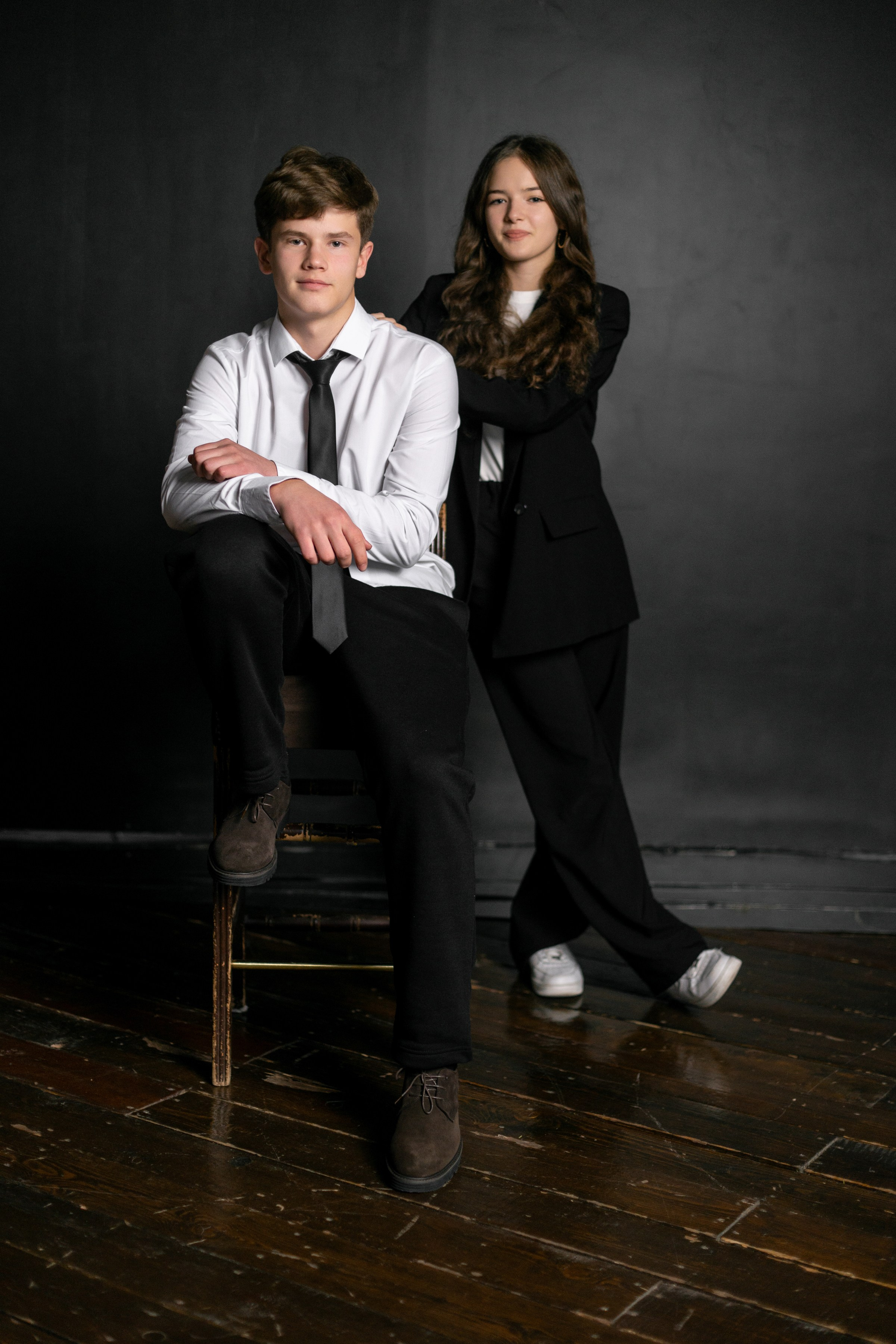 Сьемка в студии на черном фоне. Ольга Плаксина фотограф в Саратове