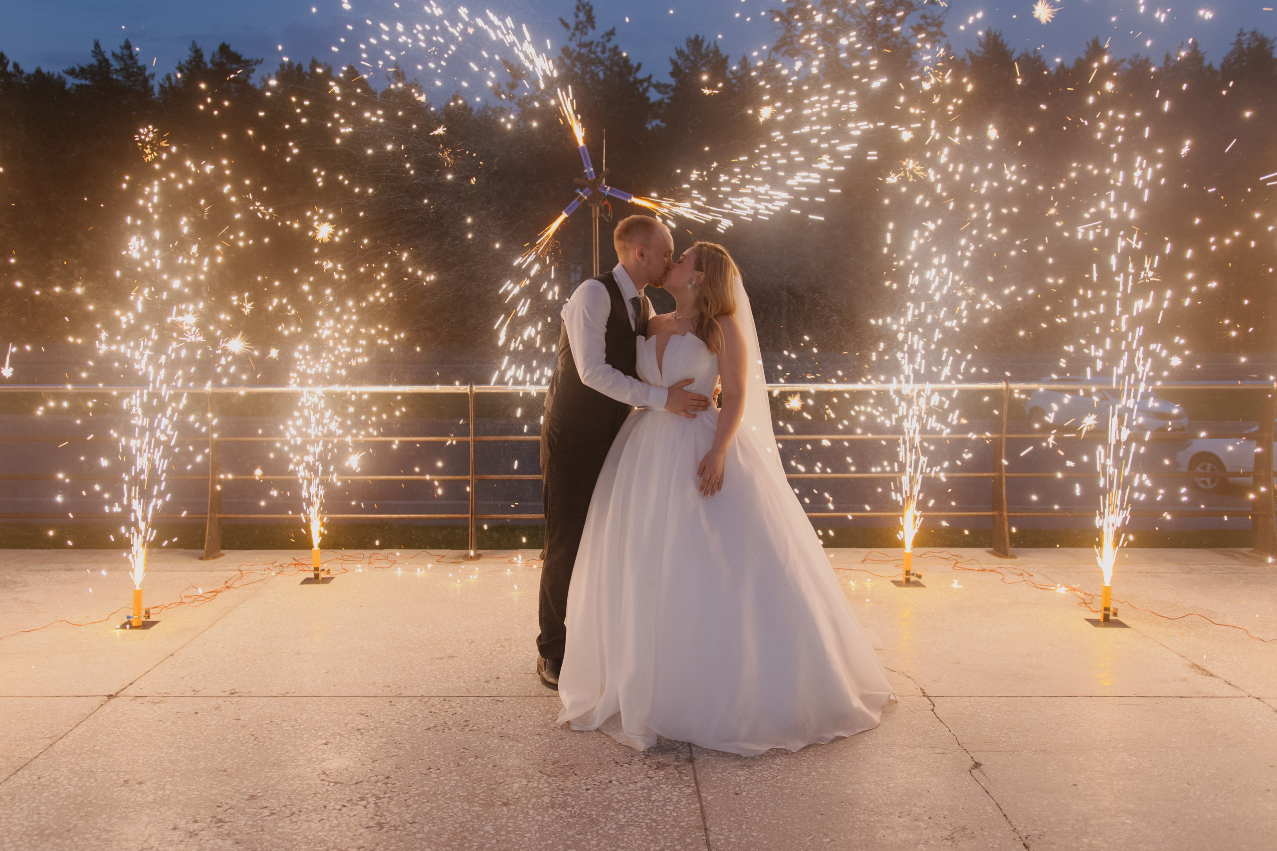 Профессиональный свадебный фотограф в Уфе от 3000 руб. Свадебный и семейный фотограф в Уфе и Башкирии Дмитрий Коломеец