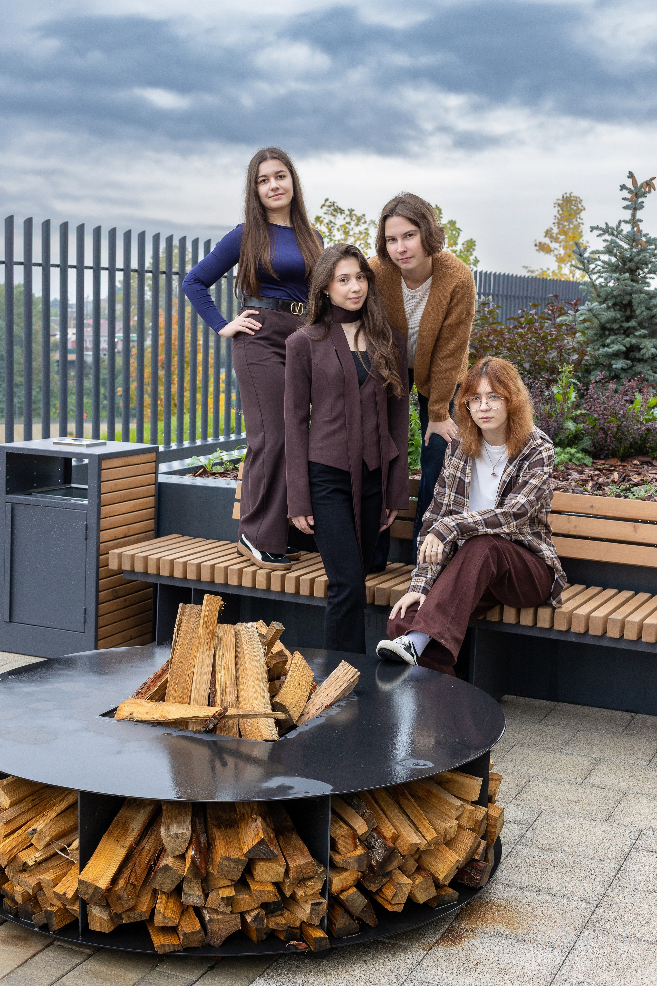 На улице. Выпускные альбомы Майкоп, Краснодар Елена Золотарева