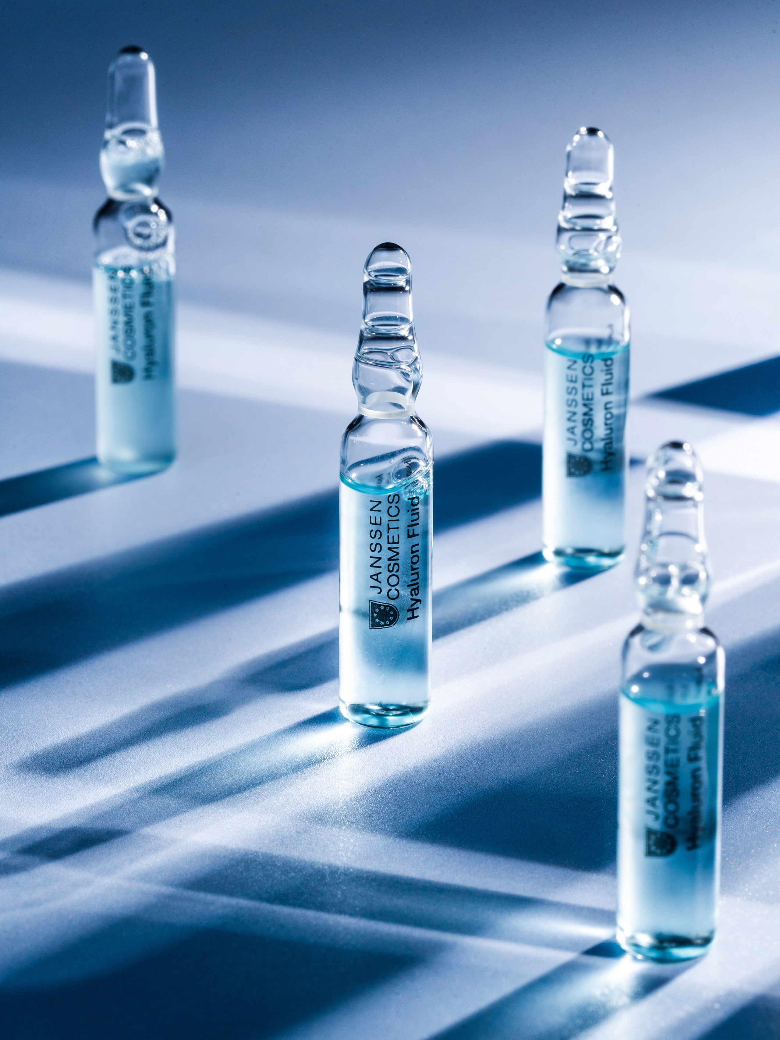 Janssen Cosmetics. Kareema ceramics