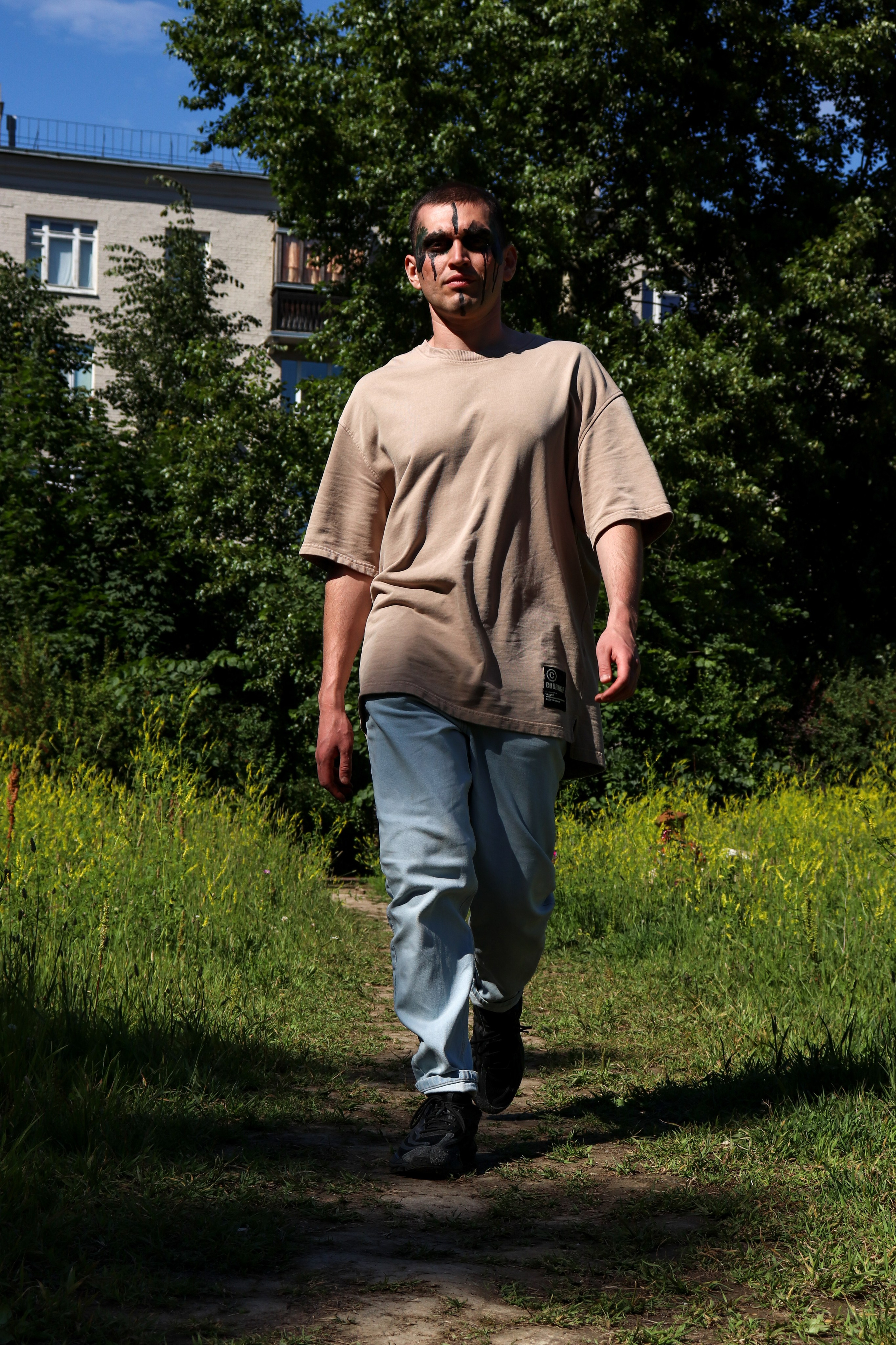 Модная съёмка во дворе. Ивентный фотограф в Санкт-Петербурге Олег Комков