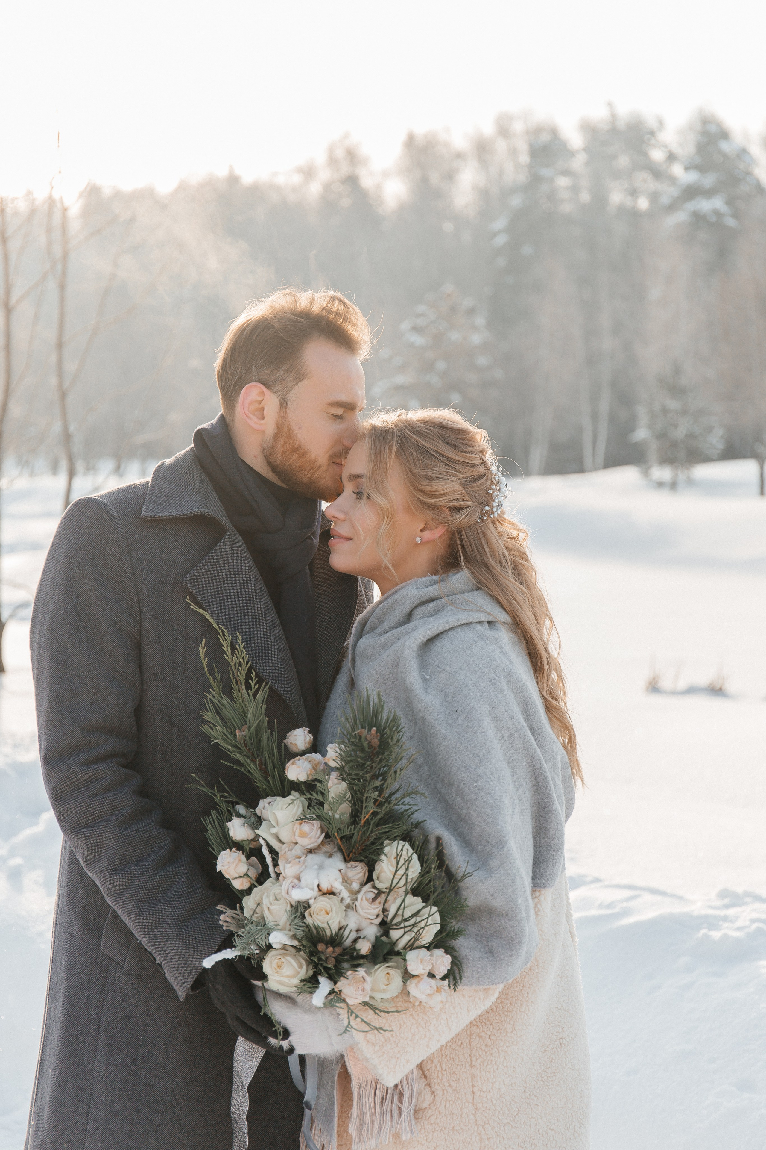 Свадебная фотосессия зимой. Фото Радости. Свадебный и семейный фотограф в Москве Юлия Самойлова
