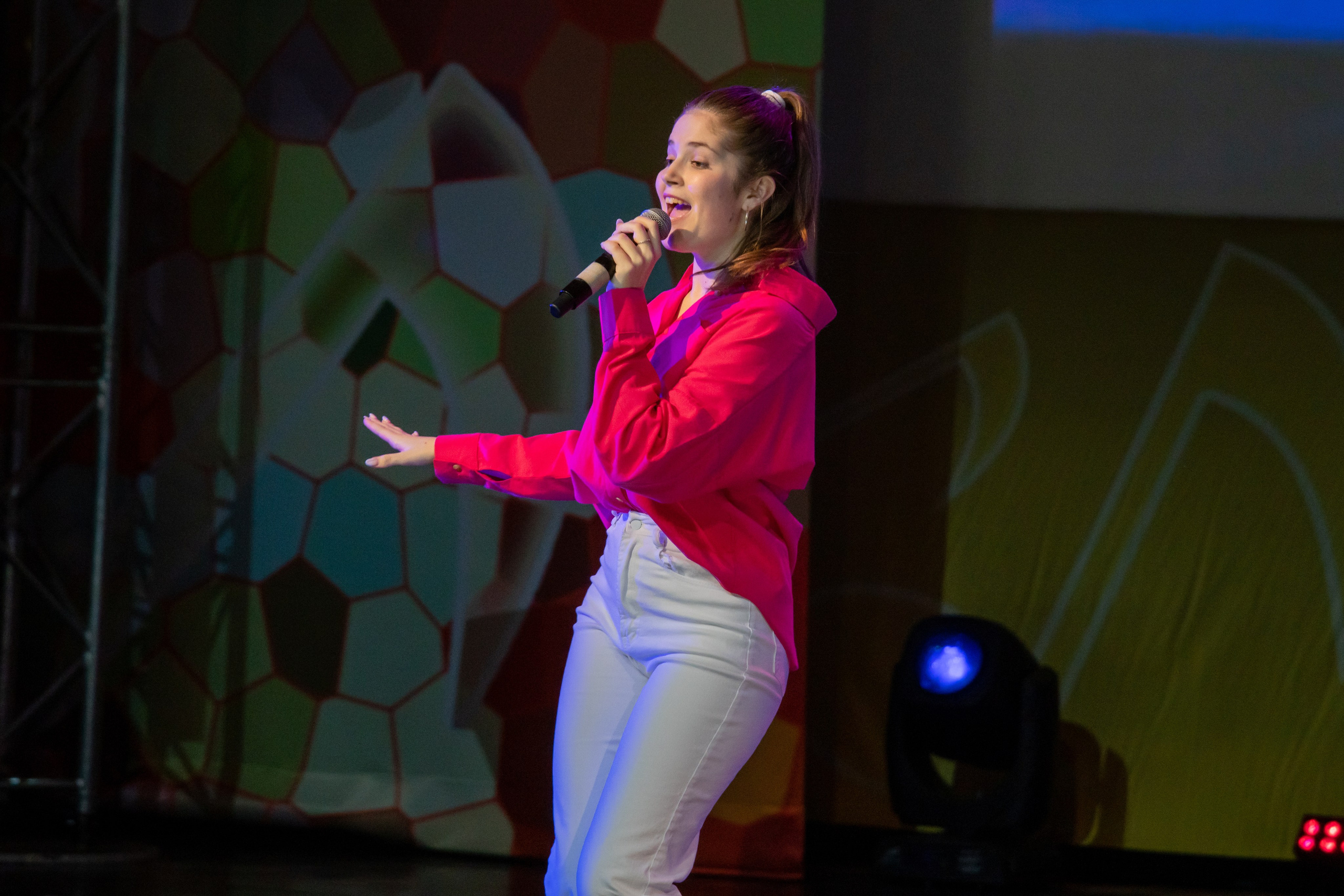 Съёмка концерта для Домисольки, большой концертный зал Космос. «Студия DRONAVT`s» — видеосъёмка и фотография г. Москва