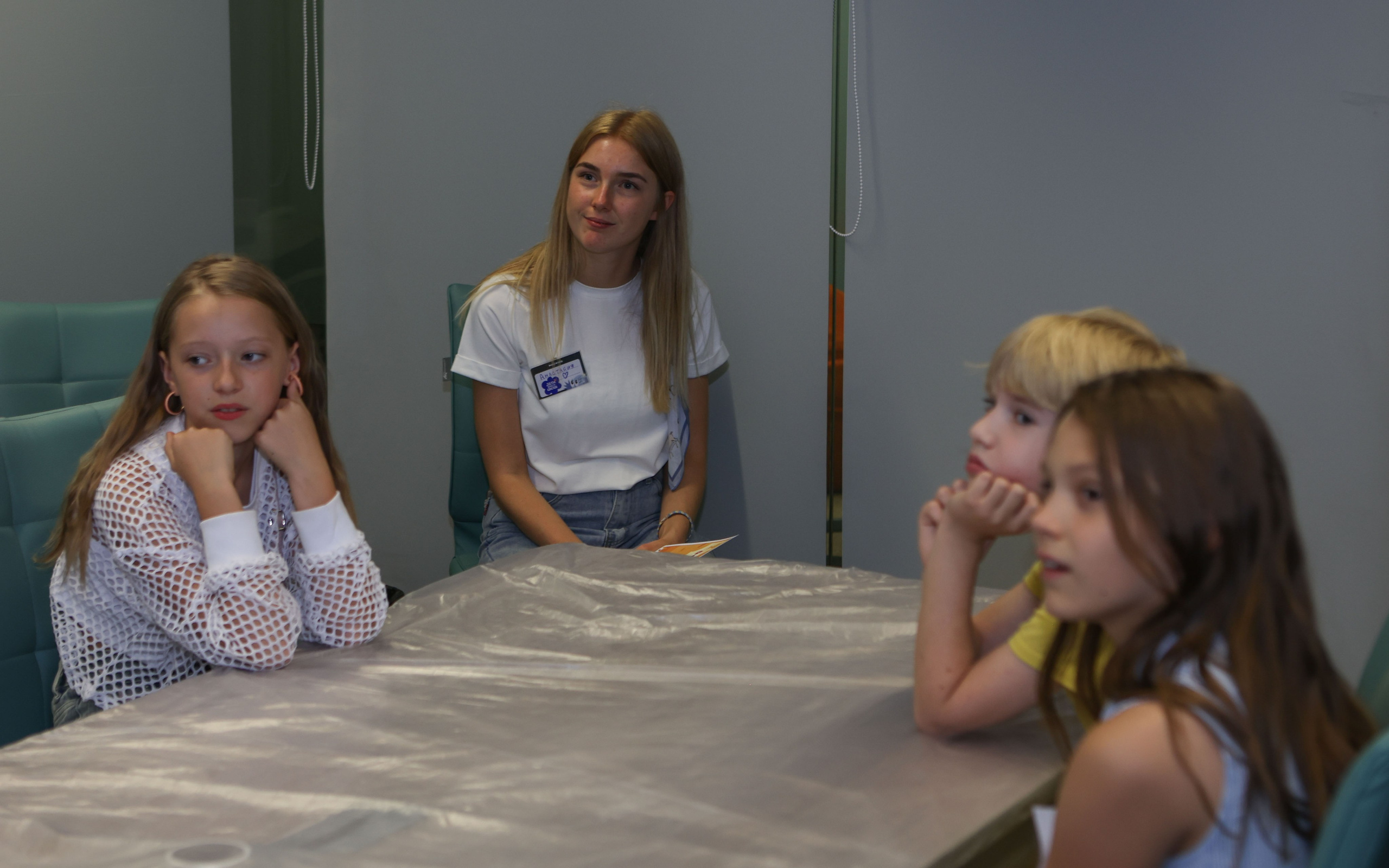 Фоксфорд 3-4 классы. Выпускные альбомы и школьный фотограф в Подольске, Троицке, Щербинке, Москве и Московской области