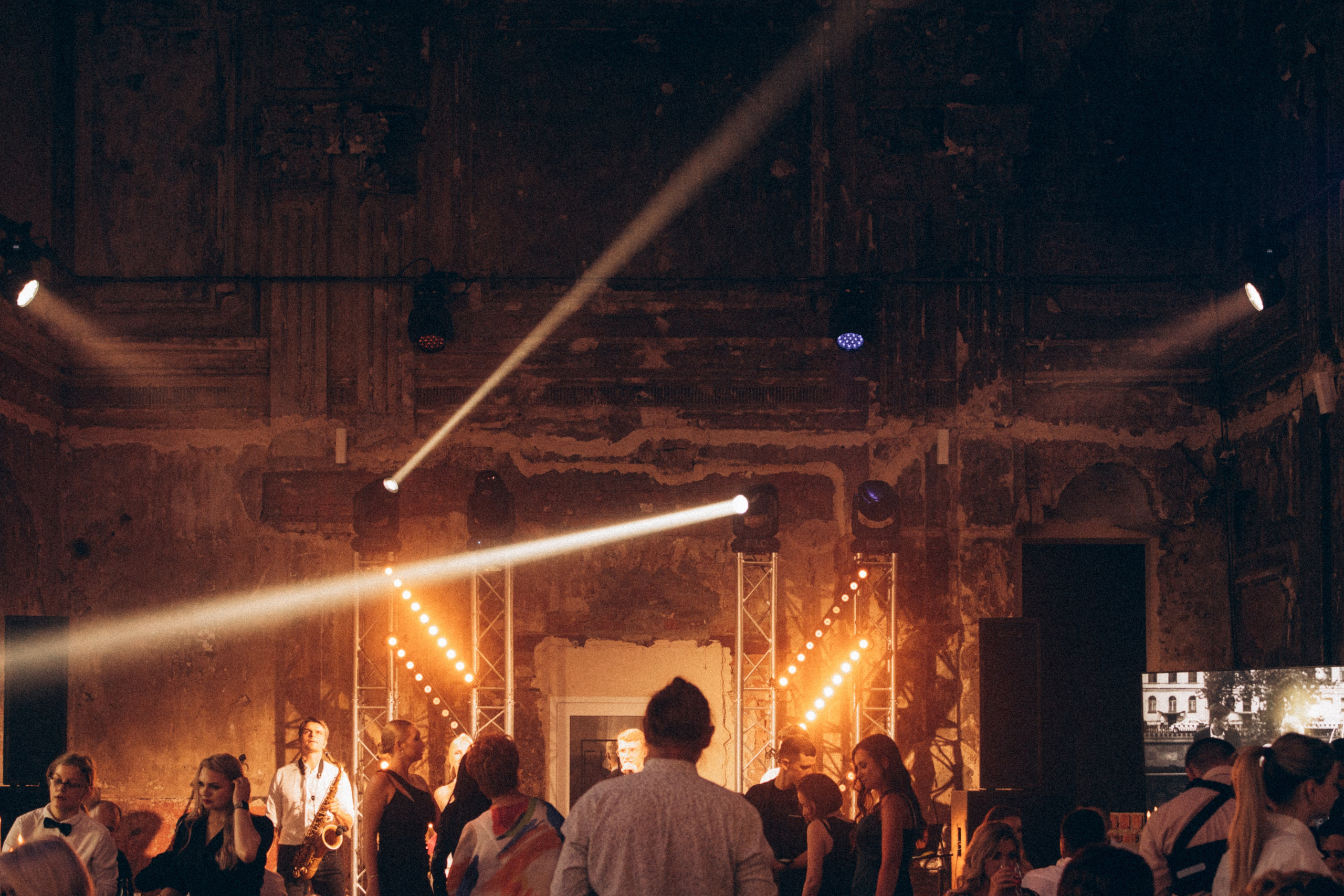 Свадьба  в Нижнем Новгороде в галлерее Futura. Свадебный фотограф Нижний Новгород Фатичев Артем