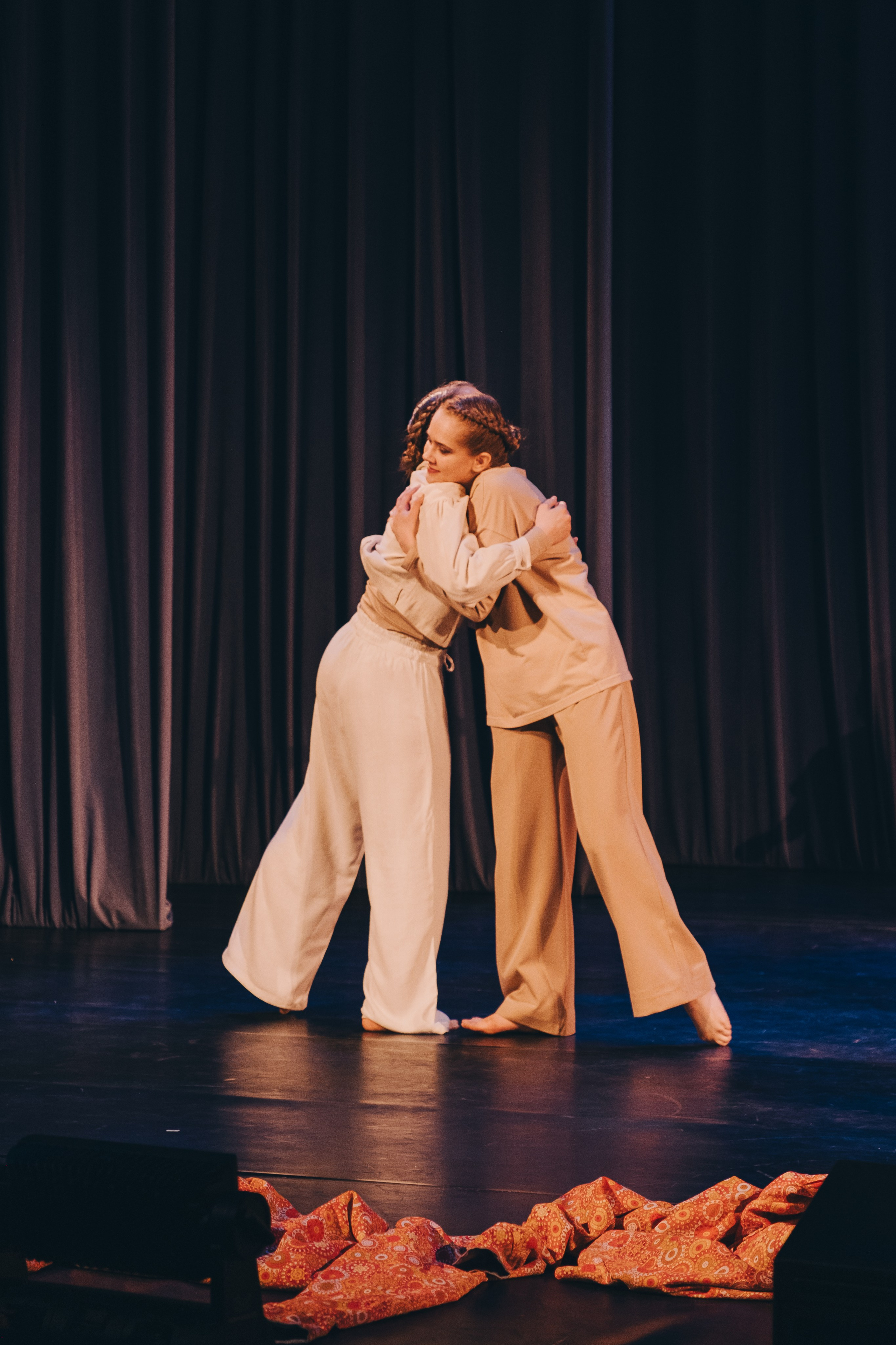 Танцевальный концерт. Фотограф в Иркутске Анна Мирошникова