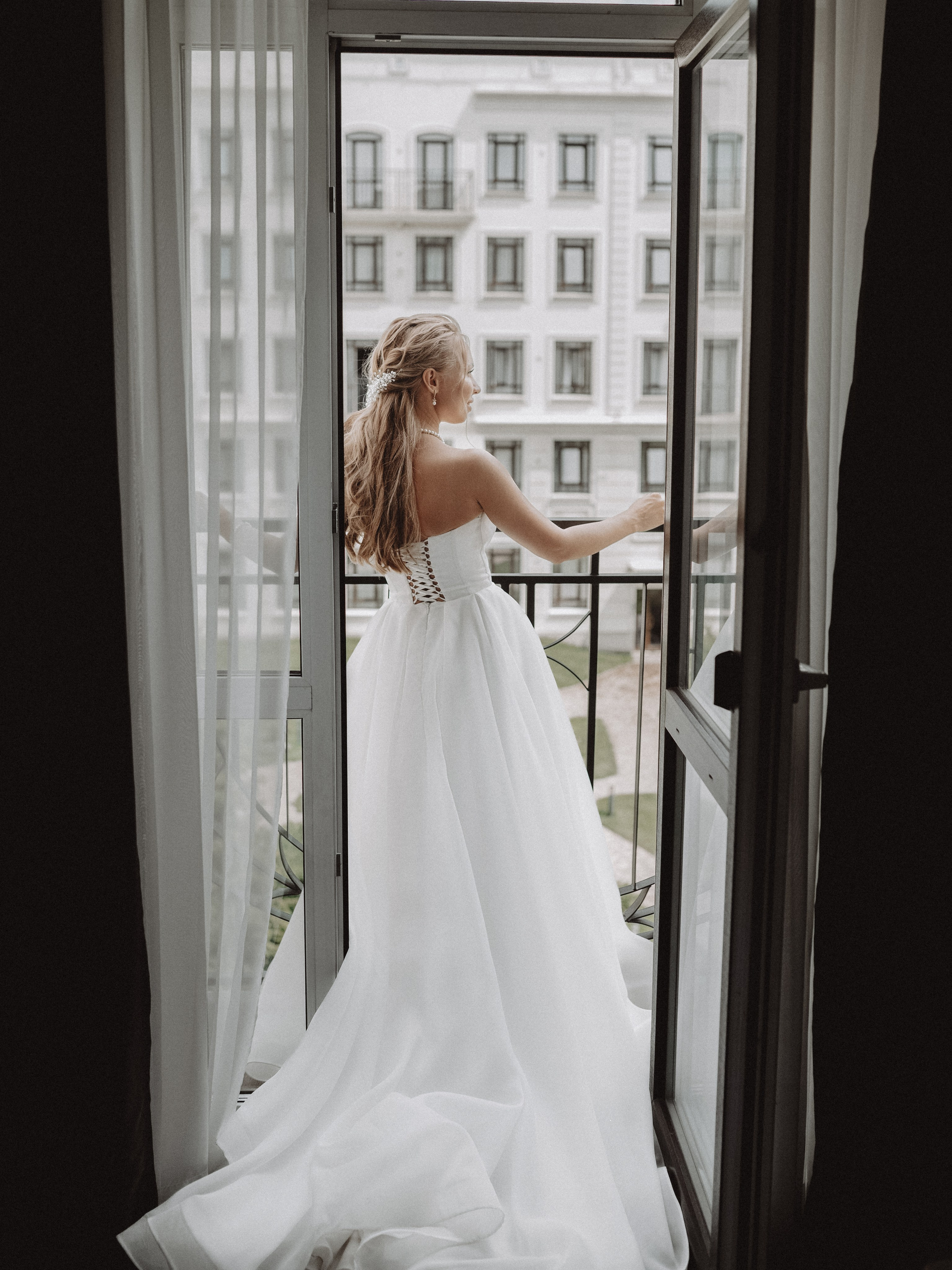 Свадебный фотограф для съёмки в отеле | Яна Иванова, Новосибирск. Семейный и свадебный фотограф в Новосибирске Иванова Яна