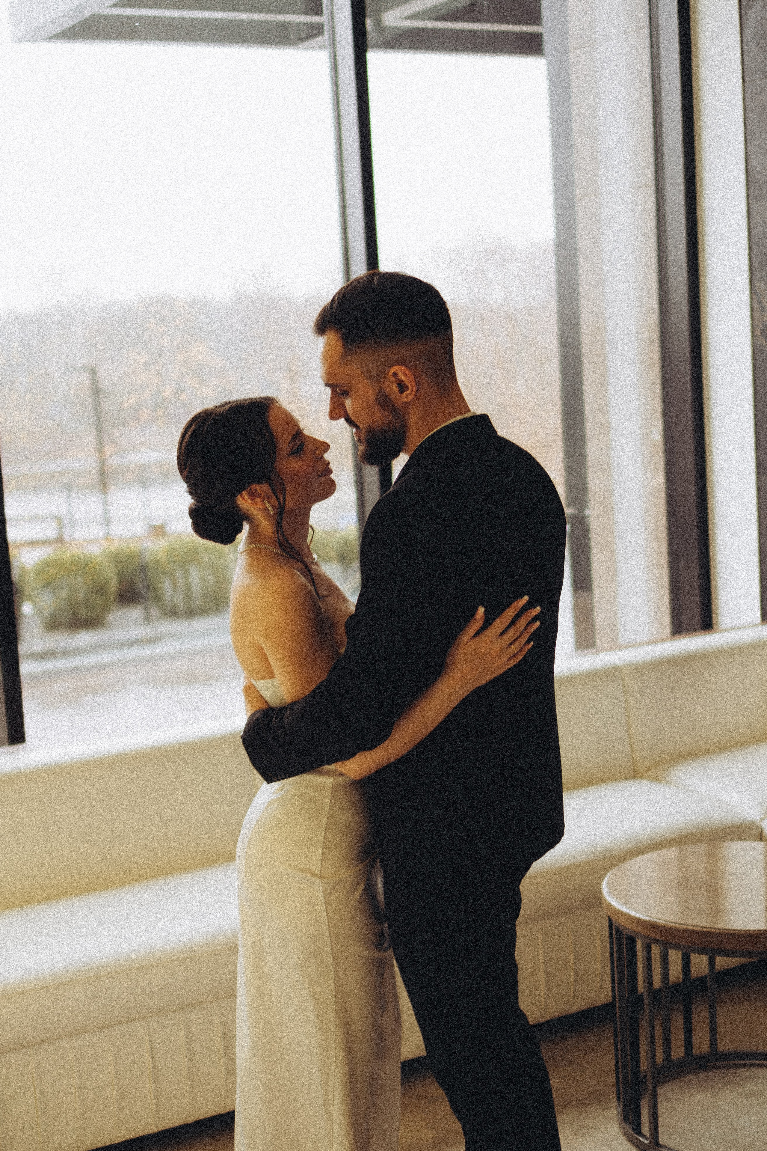 СВАДЕБНАЯ СЬЕМКА СБОРОВ ЖЕНИХА И НЕВЕСТЫ В ОТЕЛЕ И ТАКЖЕ ФОТОСЕССИИЯ В ОТЕЛЕЕ МЕГАПОЛИС БРЯНСК. Профессиональный фотограф, Санкт-Петербург — Виктория Богомолова