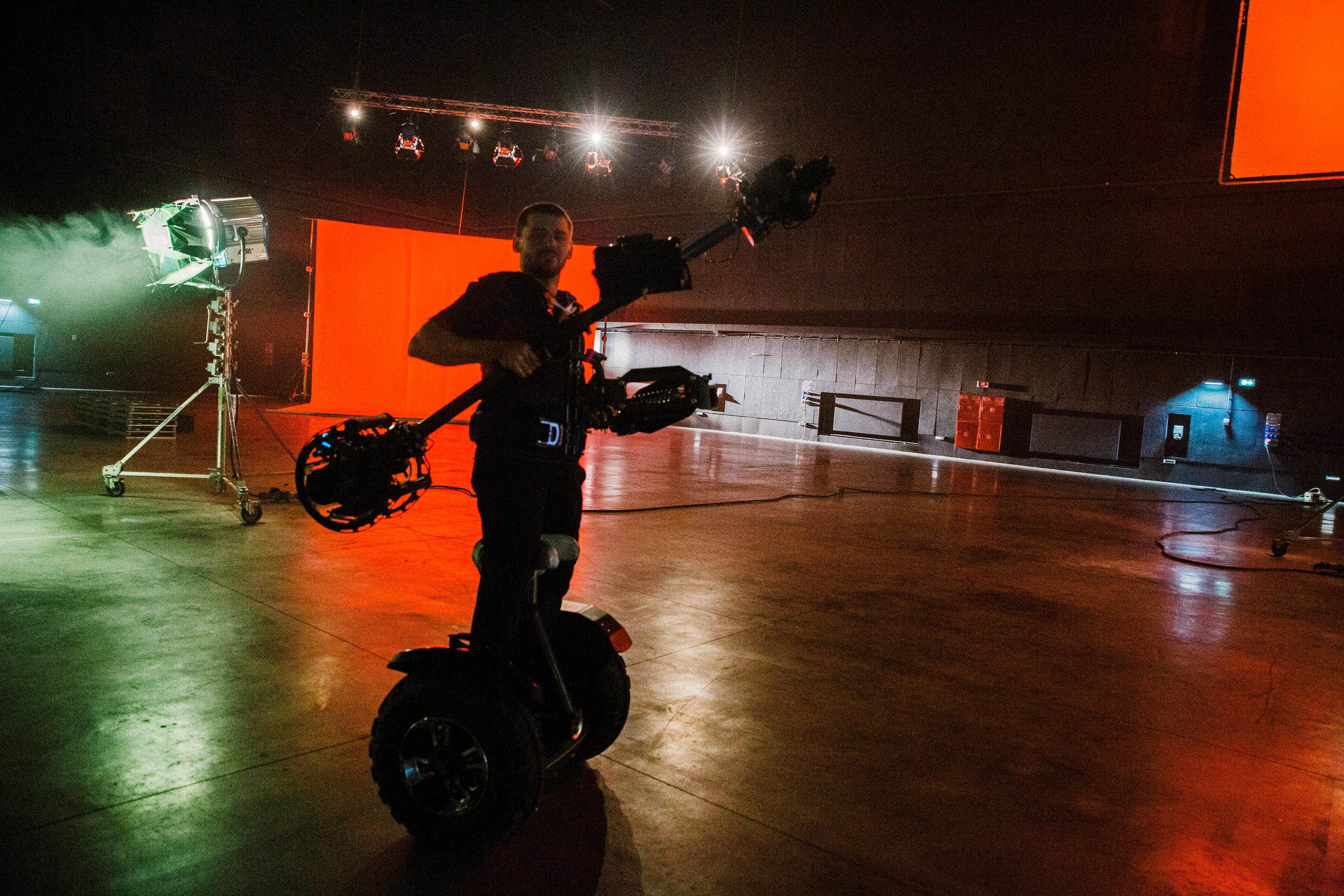 ФК Би-2 & Лиза Громова Мосфильм. Ольга Пилант. АРТ, бэкстейдж, свадебная и семейная фотография, городской портрет, интерьерная фотография