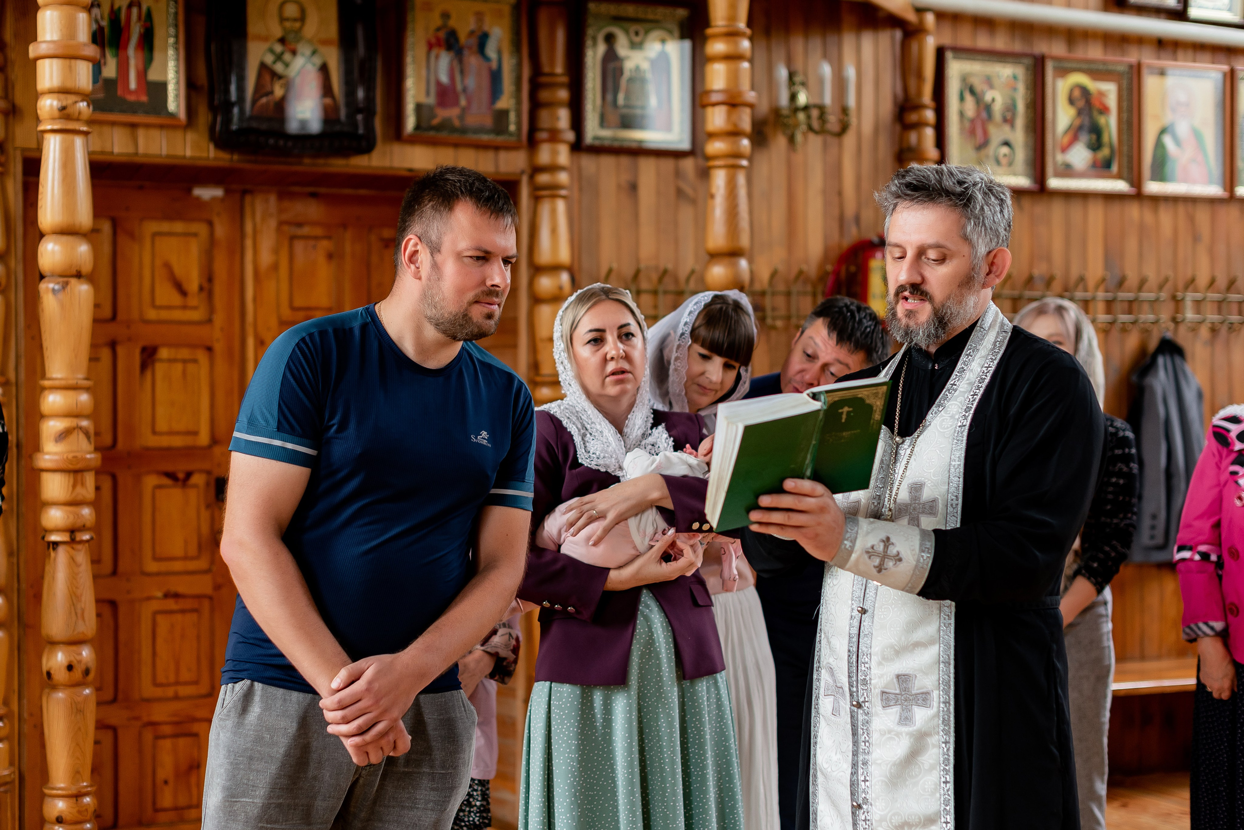 Крещение Ксении. Фотограф Татьяна Иванчикова