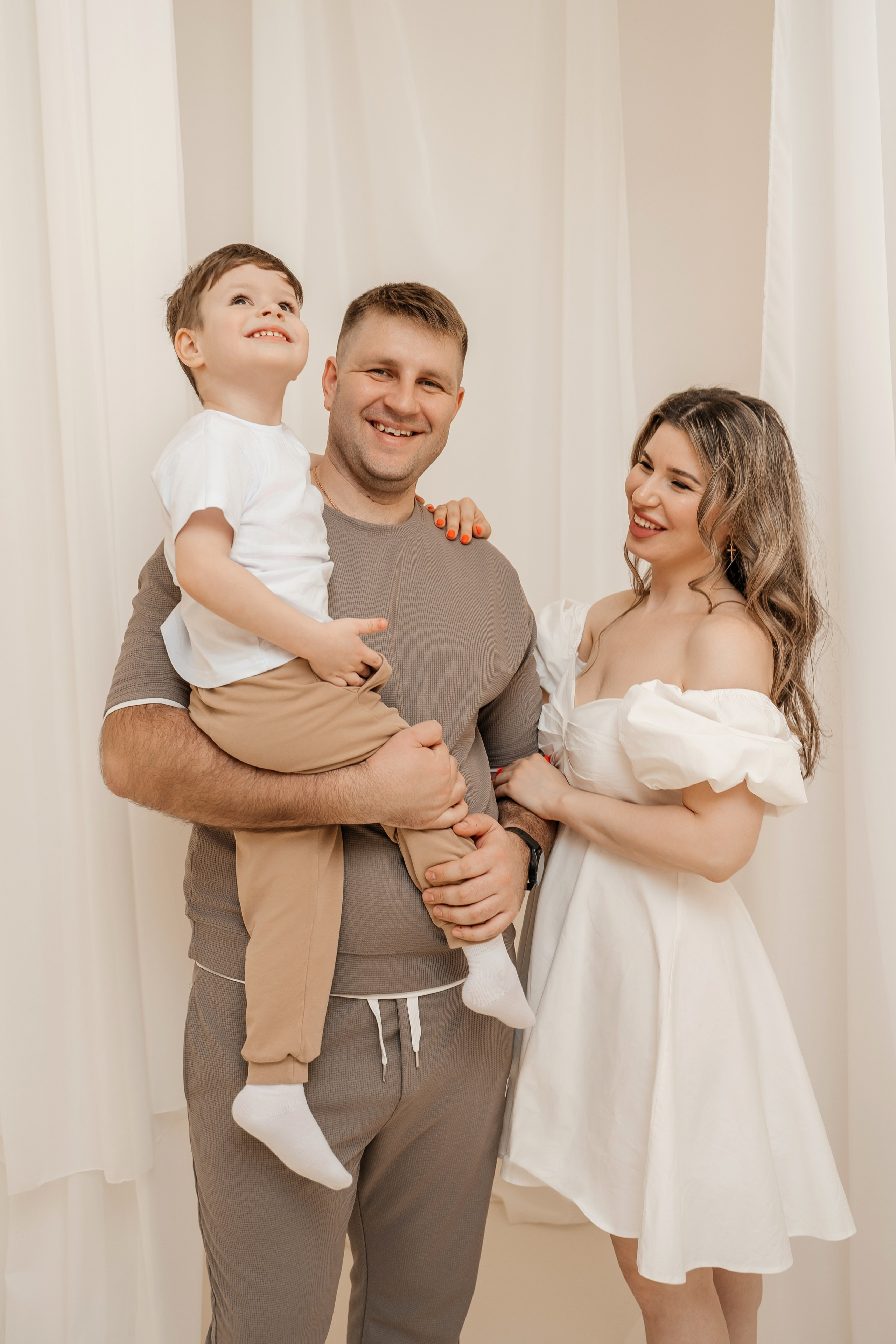 Семейная съемка в домашнем стиле. Свадебный фотограф Елена Рякина