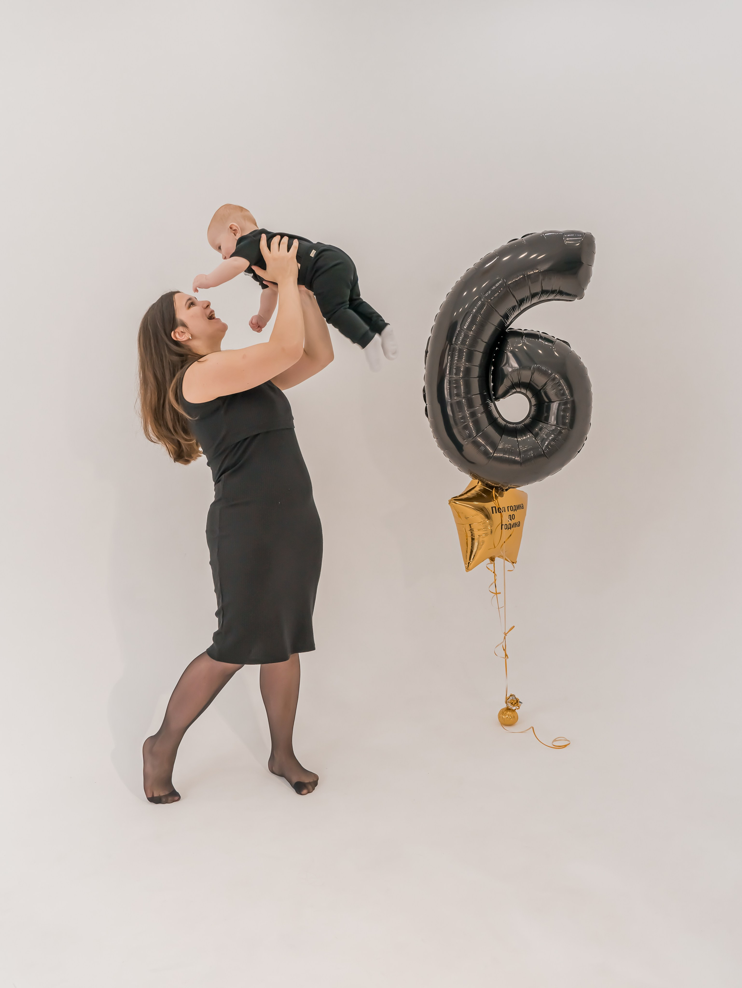 Владислав 6 месяцев студия. Отличные фотографии своих близких, своего бизнеса или даже себя. СПб