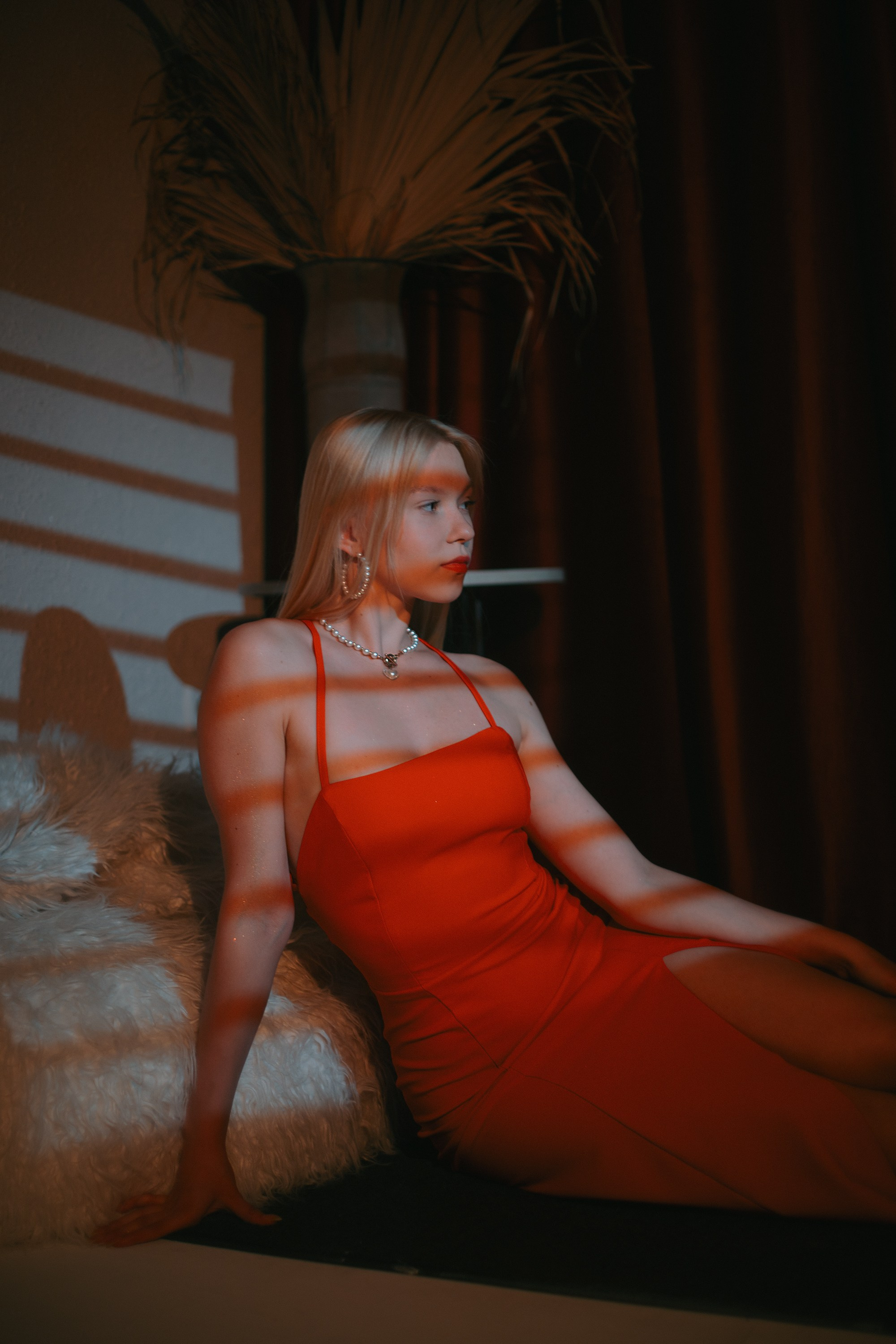 RED DRESS. Polaroud love