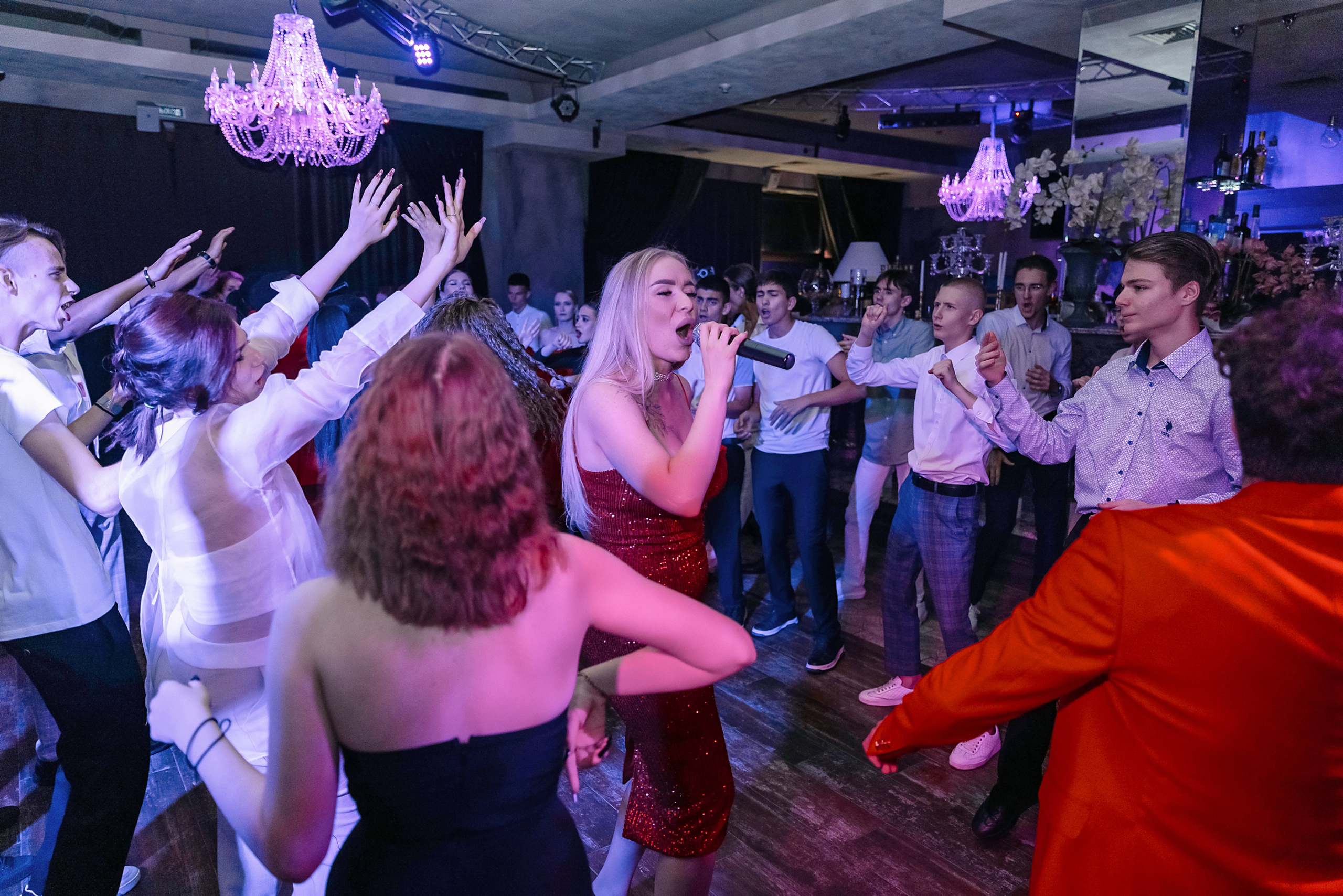 11 класс Гимназия 69. Фотограф и Видеограф в Краснодаре Юлия Солодченко