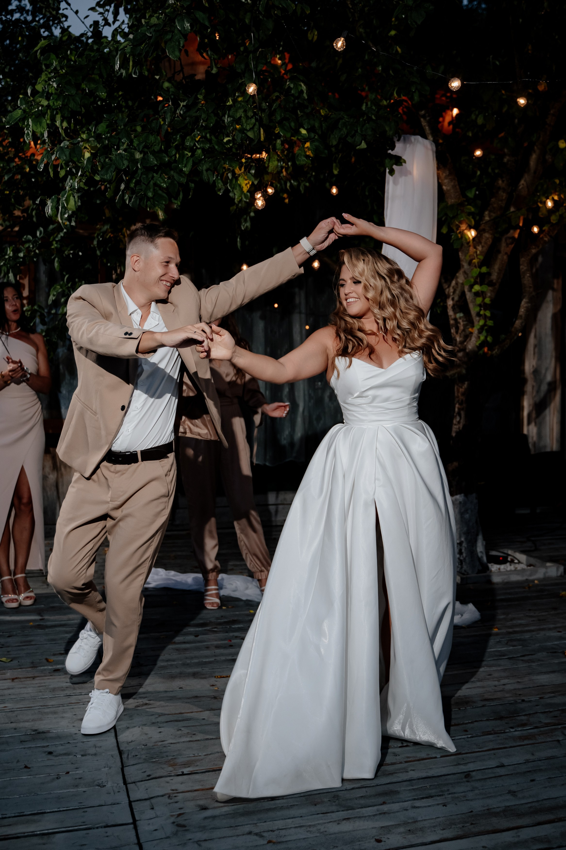 Летняя свадьба. Свадебный и семейный фотограф в Сочи Никита Пищов