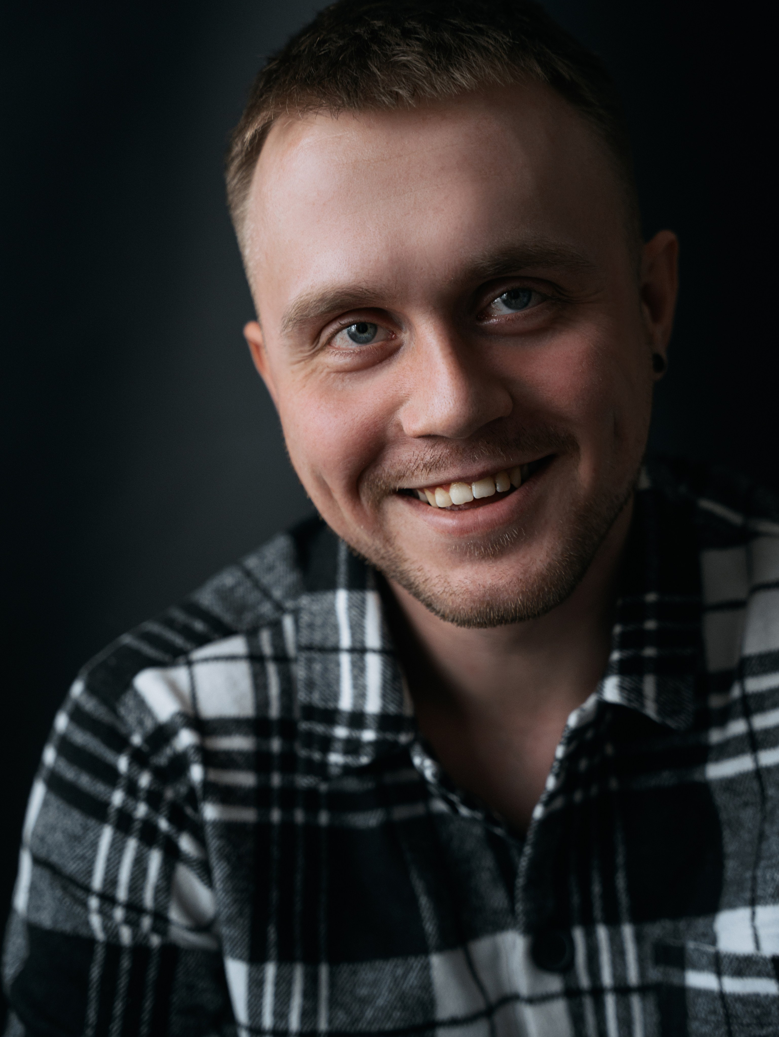 Мужской портрет. Https://andreevann.ru