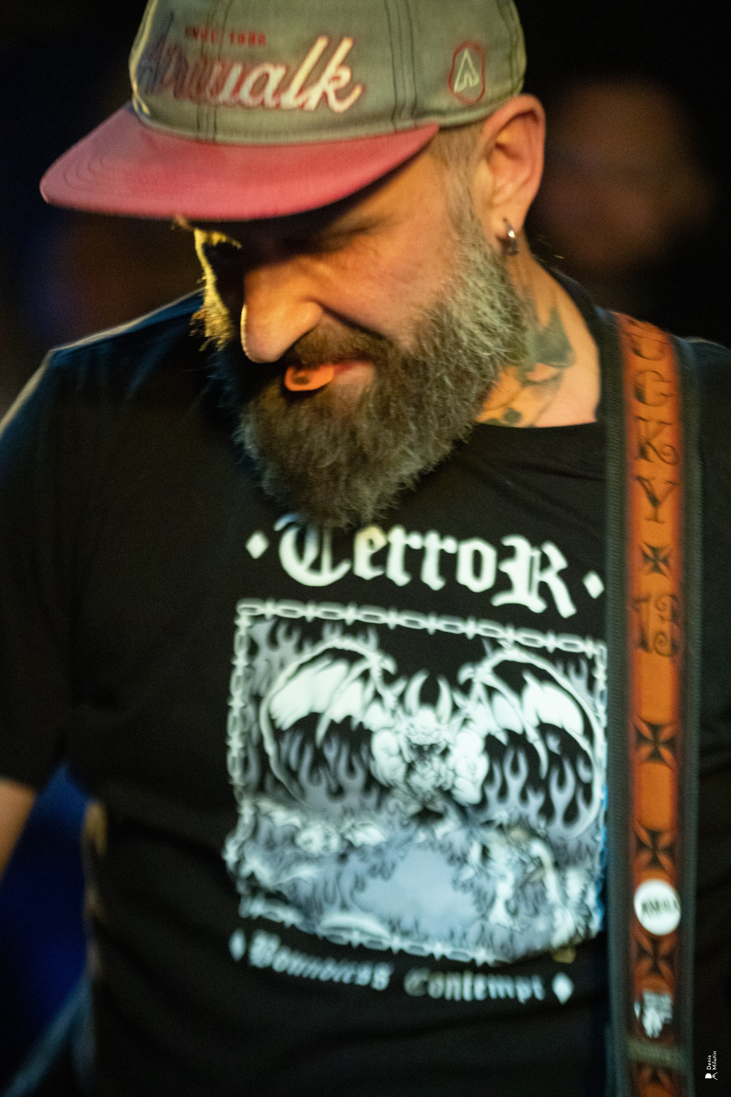 Рядом Ассенизаторы. Портретный фотограф Денис Милютин