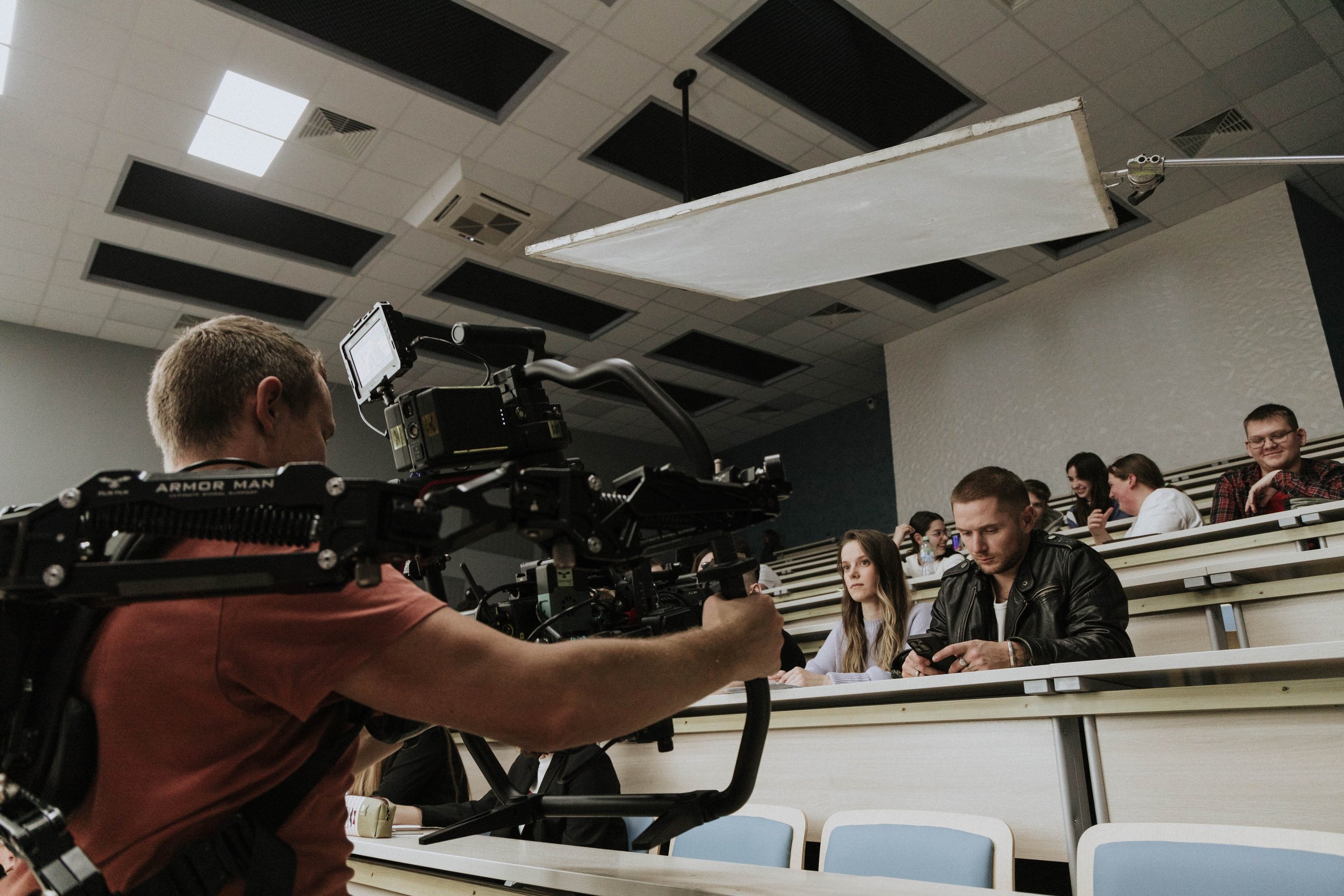 TALENTS. PRODUCTION SERVICE | Организация съёмок РЕКЛАМЫ И КЛИПОВ