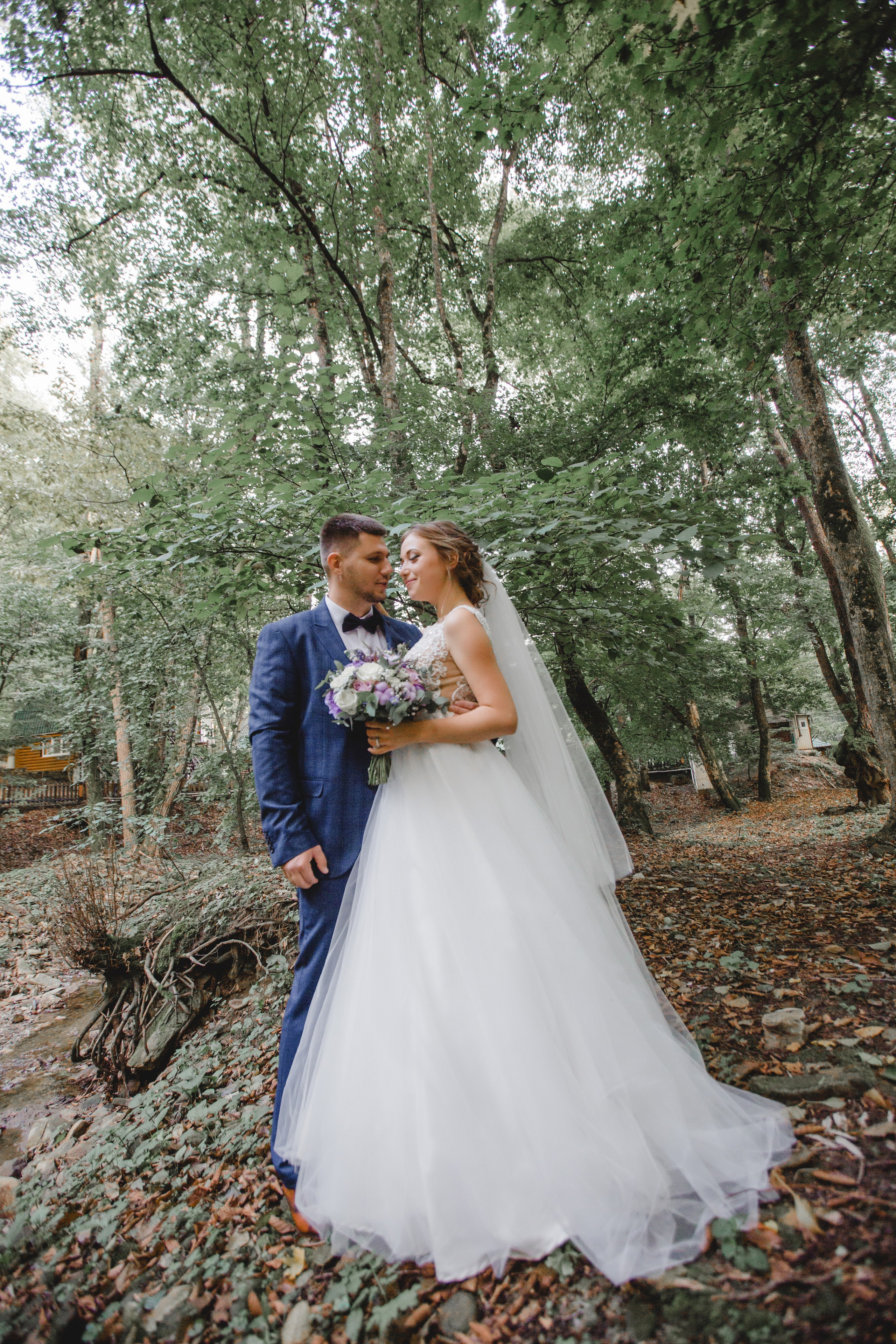 Свадьба в лесу. Свадебный и семейный фотограф в Краснодаре