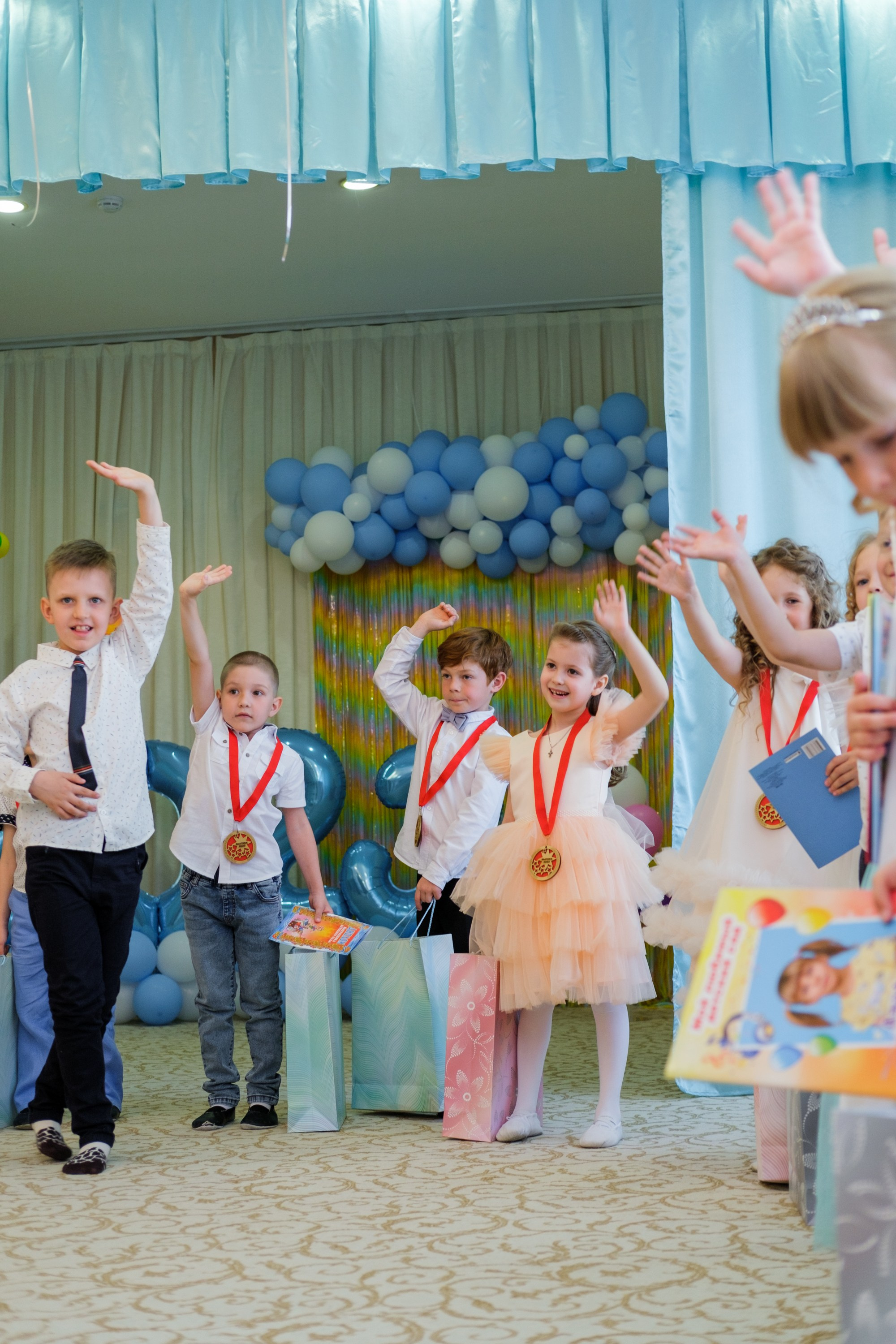 Выпускной 2023. Фотограф Софья Володкина