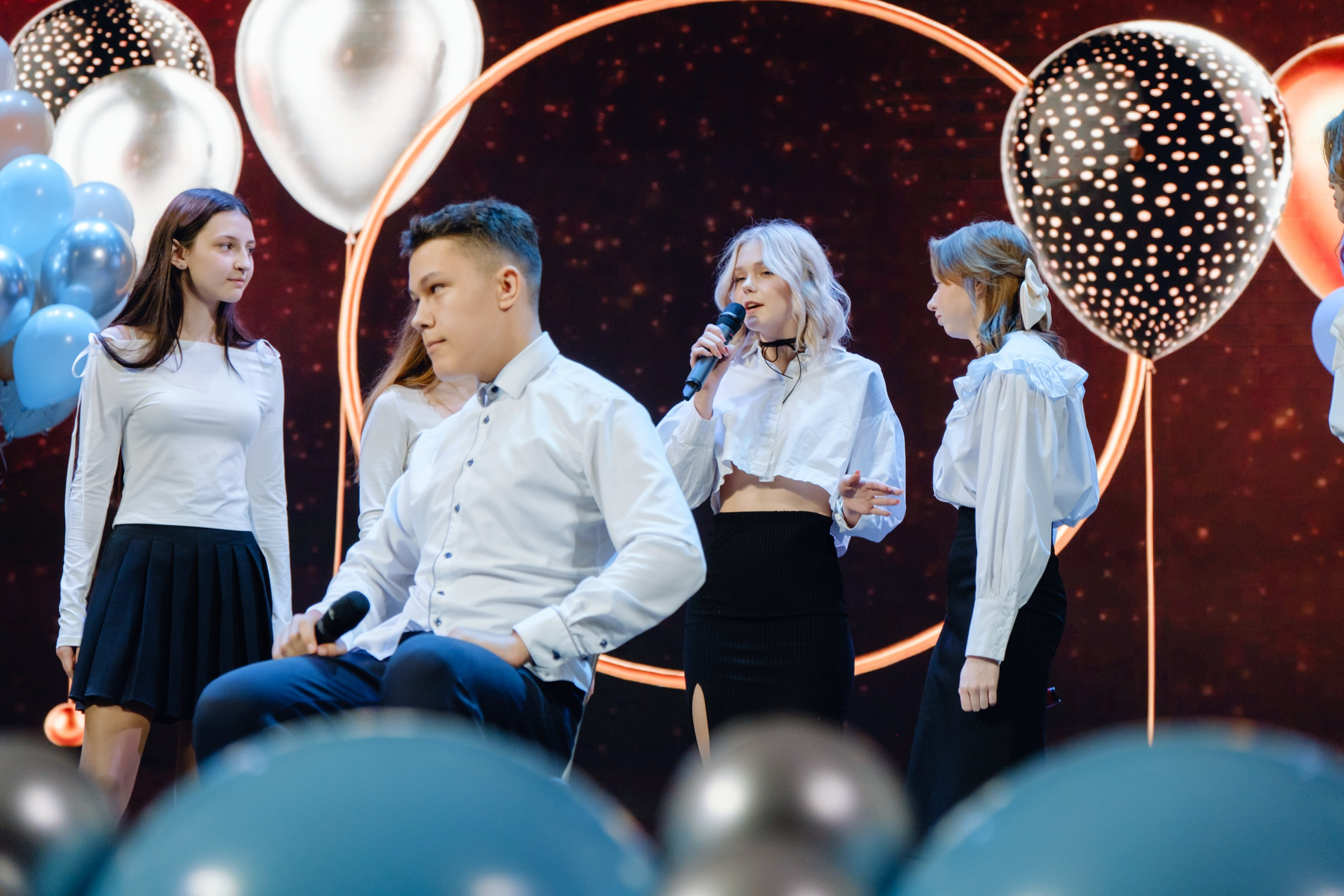 Последний звонок 11 класс. Фотограф Софья Володкина