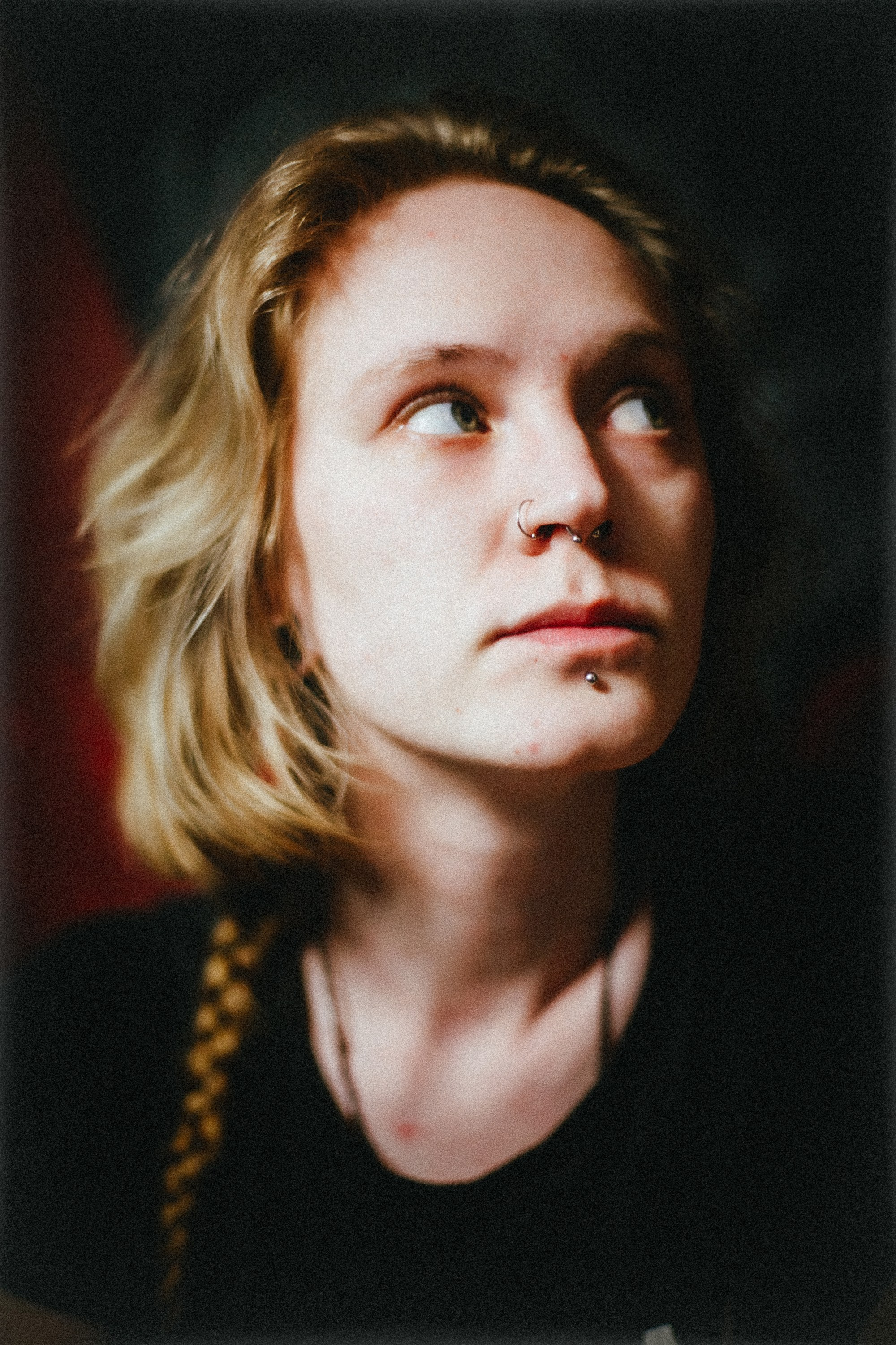 Вика. Домашняя студия. RawCat. Портретная фотография Екатеринбург