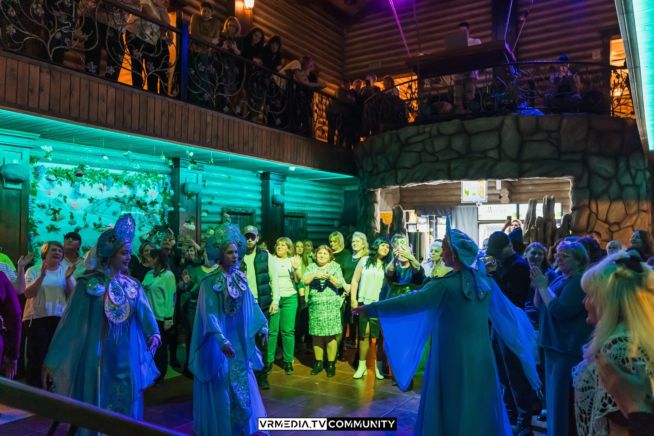 Международный женский день в кафе «У Петровича»