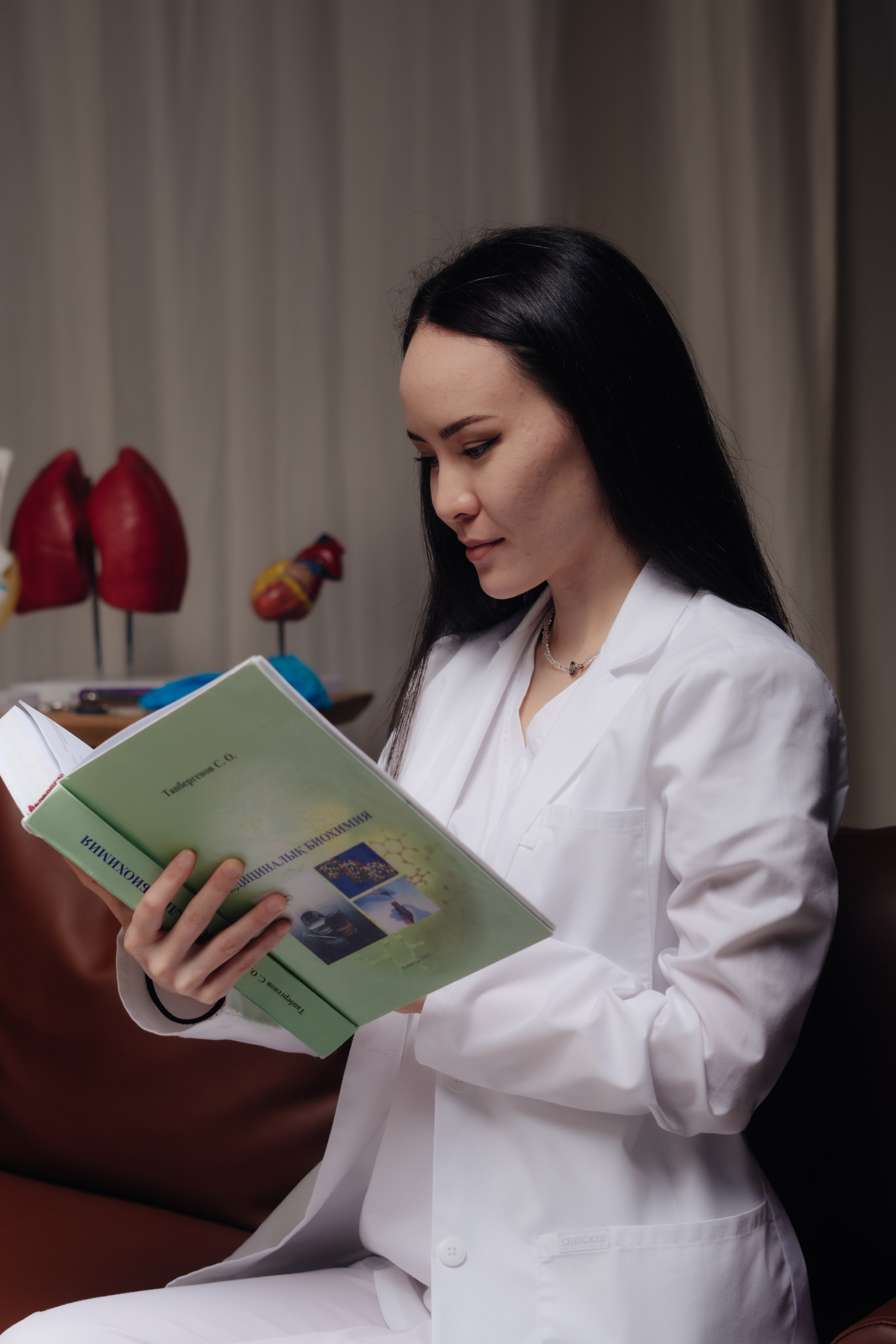 Курманбаева Жанара Жанзаковна. Уличный и студийный фотограф в Астане Ержанов Нурасыл