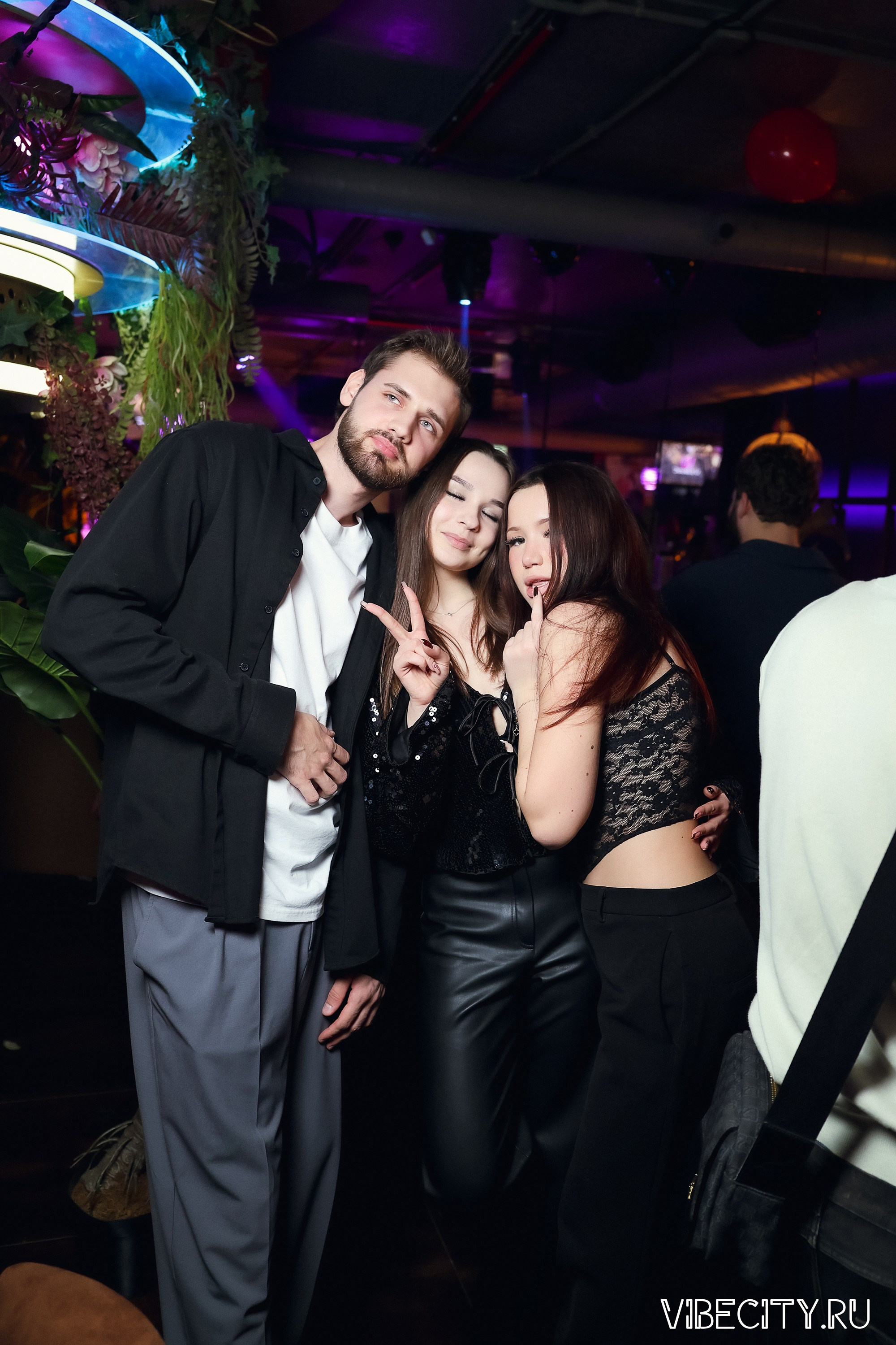 DOUBLE U. VIBECITY.RU Вайб Сити Ру Фоторепортажи Фотоотчеты Калининград