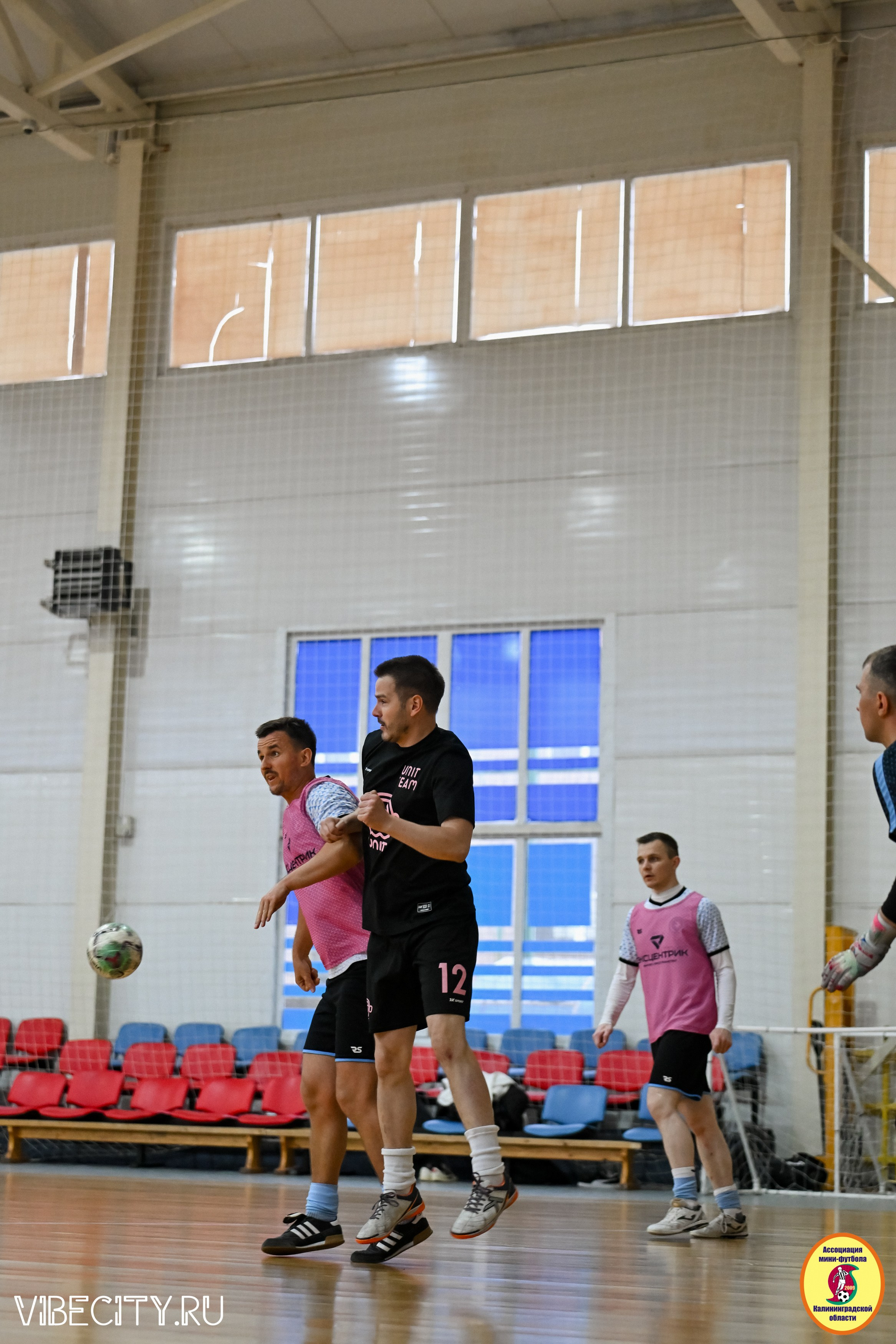 8 тур Корпоративной Бизнес-Лиги по футзалу. VIBECITY.RU Вайб Сити Ру Фоторепортажи Фотоотчеты Калининград