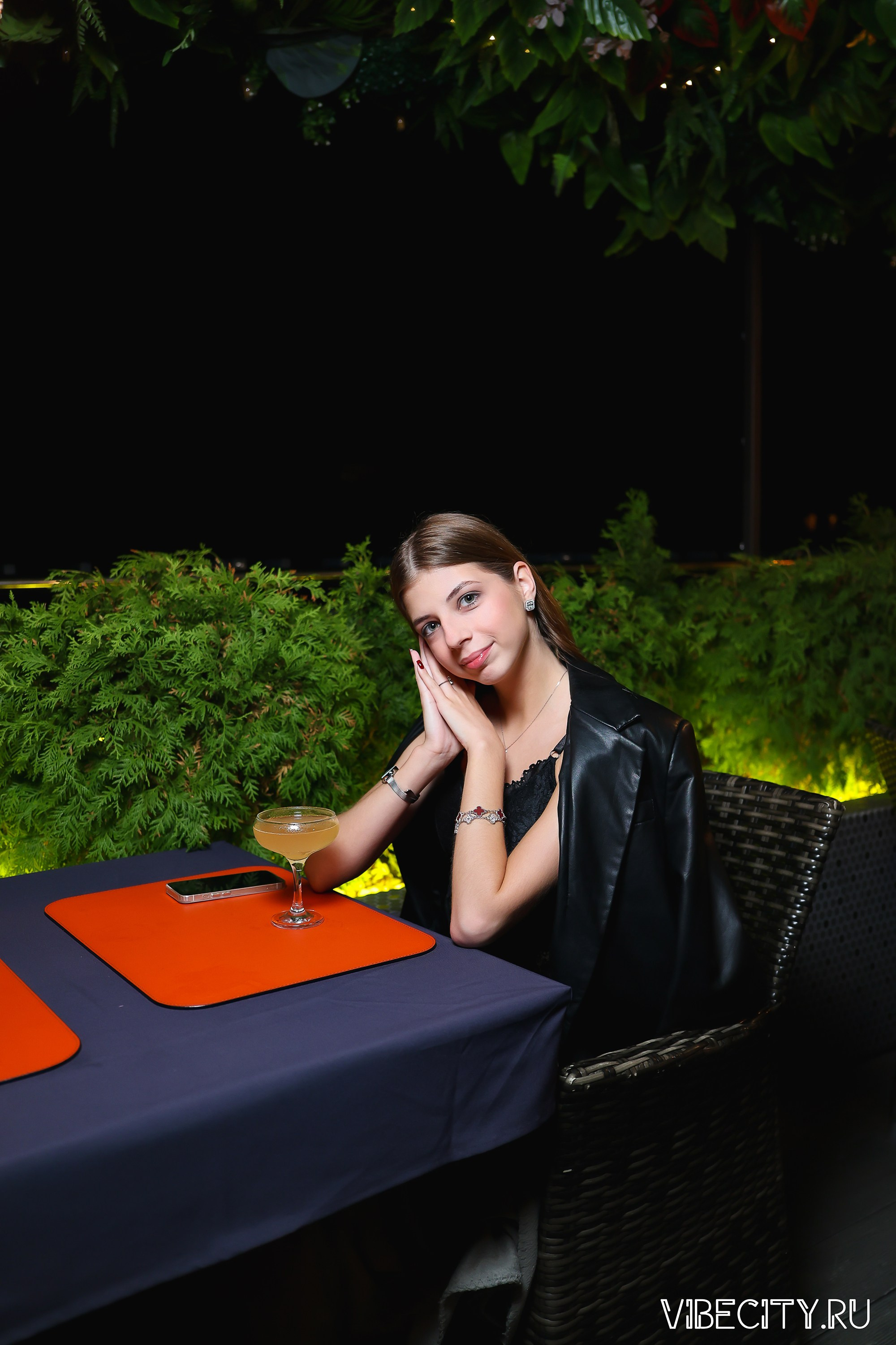 DOUBLE U. VIBECITY.RU Вайб Сити Ру Фоторепортажи Фотоотчеты Калининград