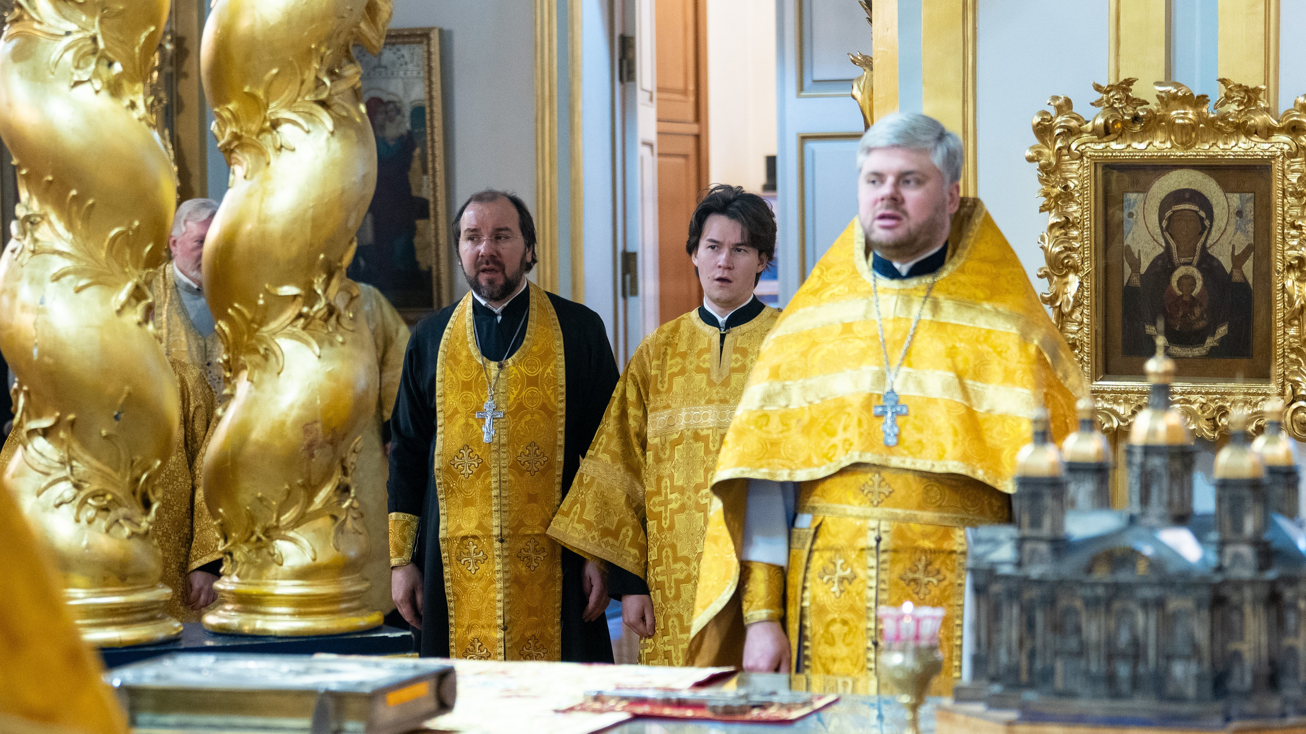 Неделя 24-я по Пятидесятнице. Апп. от 70-ти Ераста, Олимпа, Родиона, Сосипатра, Куарта (Кварта) и Тертия. Мч. Ореста врача. НИКОЛО-БОГОЯВЛЕНСКИЙ МОРСКОЙ СОБОР