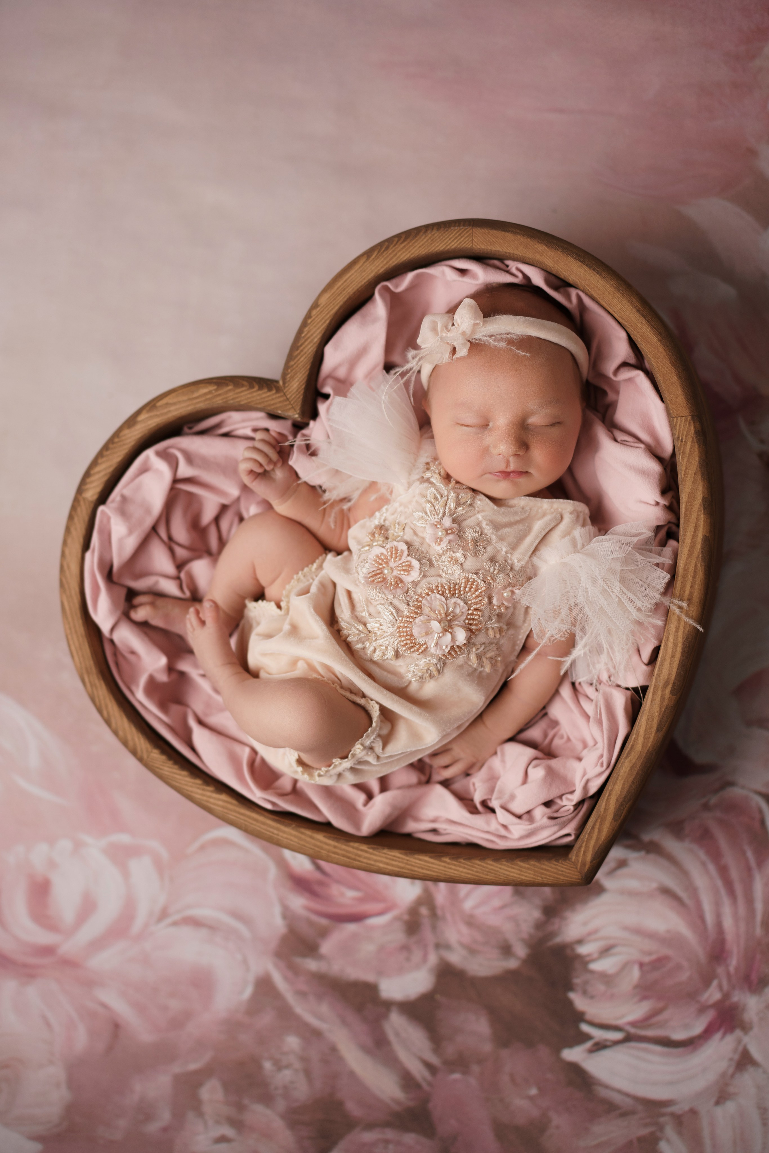 Фотосессия новорожденных | Галерея трогательных кадров малышей в стиле newborn. Фотосессия новорожденных в Москве и Московской области | Профессиональный фотограф newborn — Татьяна Иванова