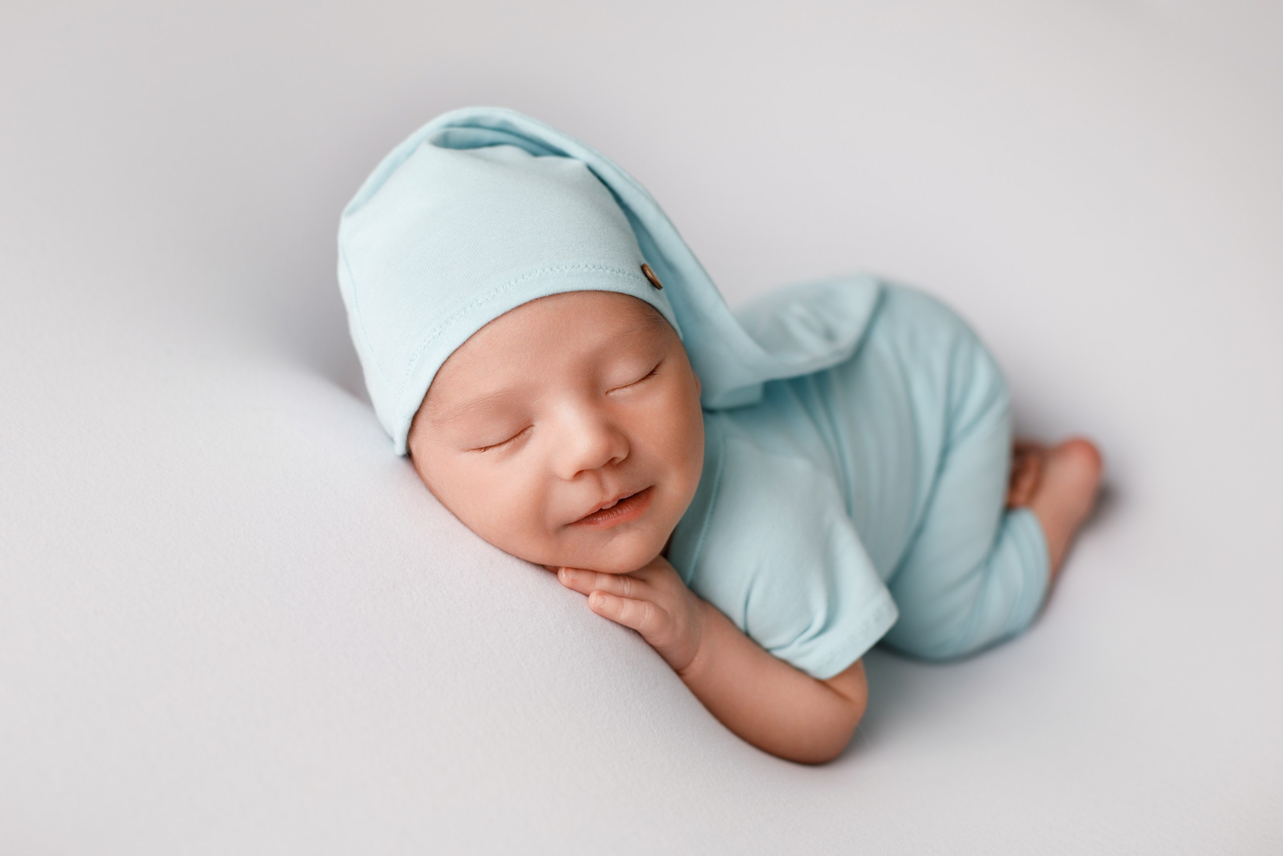 НОВОРОЖДЕННЫЕ. Фотограф новорожденных — ньюборн фотосессия Москва Анна Миронченко